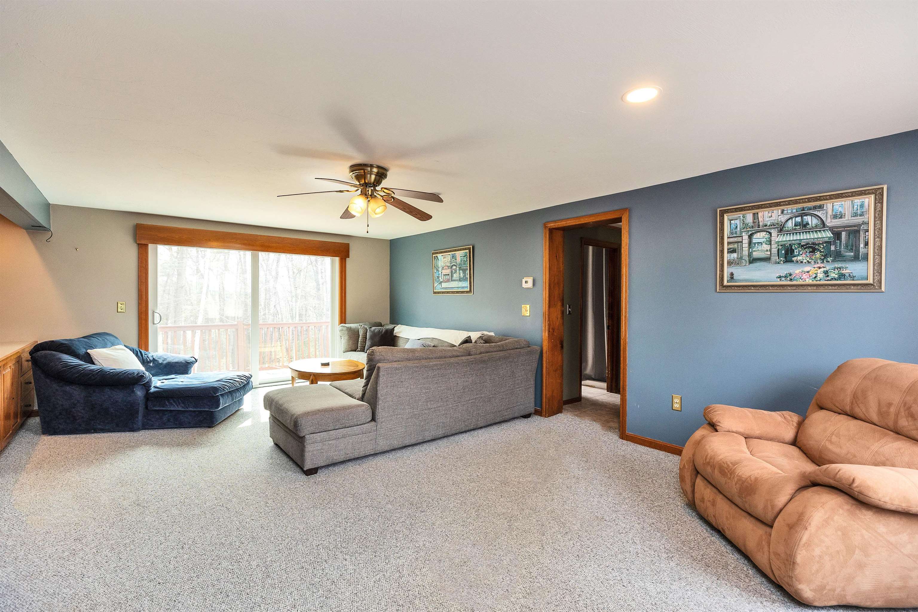 22 Taschereau Blvd, Nashua, NH 03062