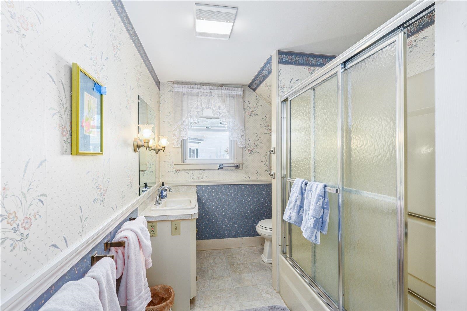 22 Gilsum St, Keene, NH 03431