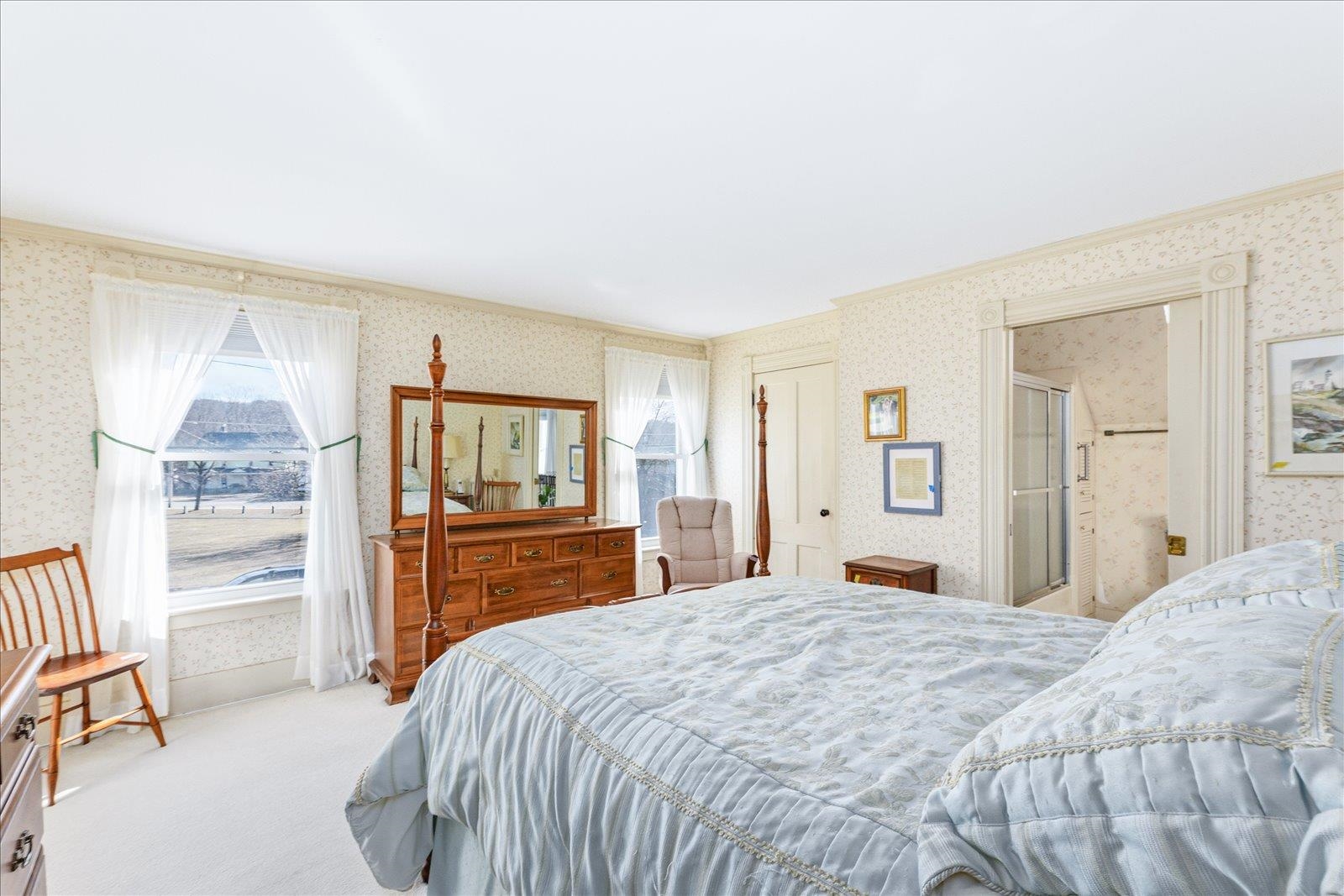 22 Gilsum St, Keene, NH 03431