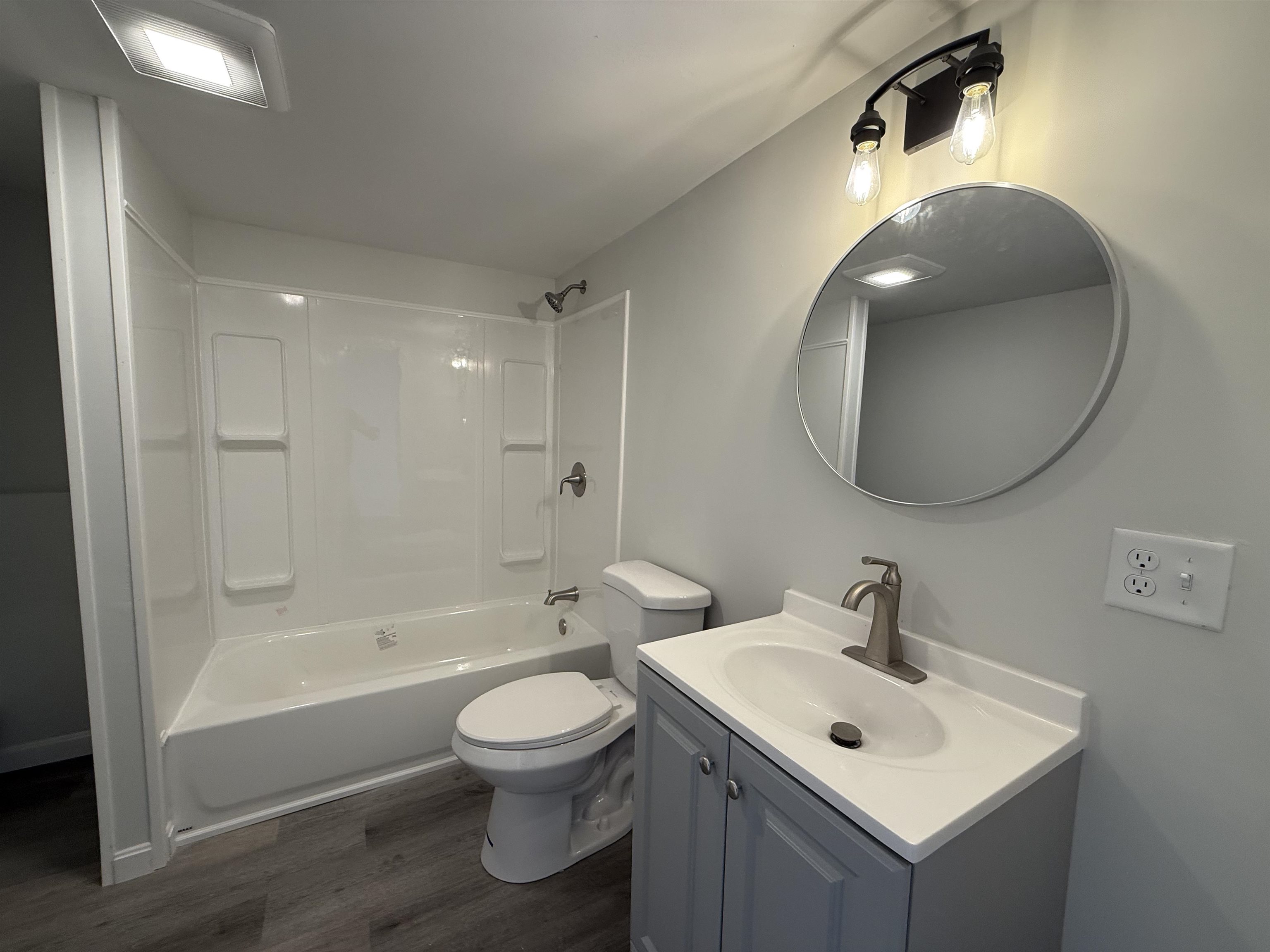 43 Watson St, Pittsfield, NH 03263