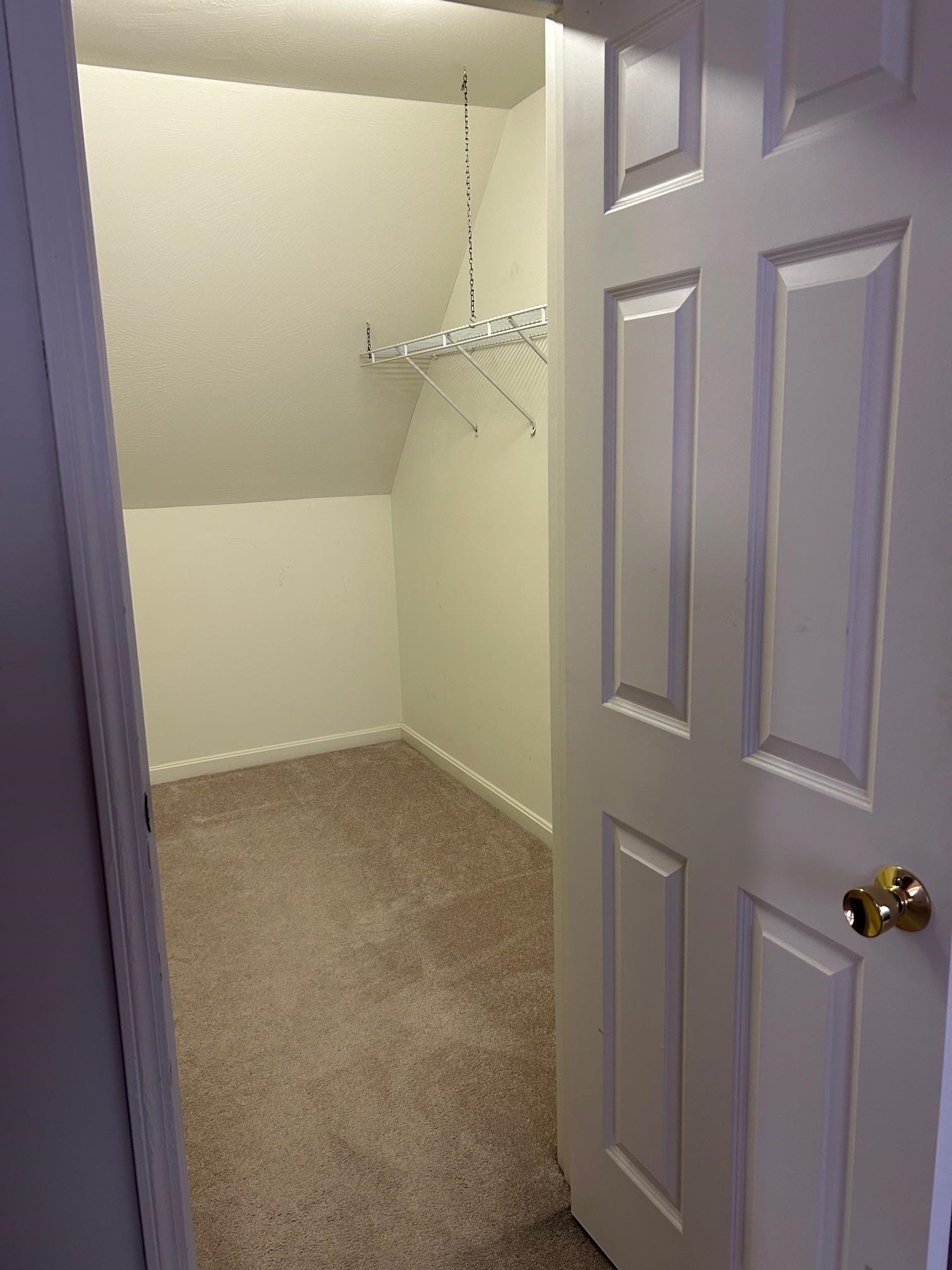 Walk-in Closet Master Beddroom