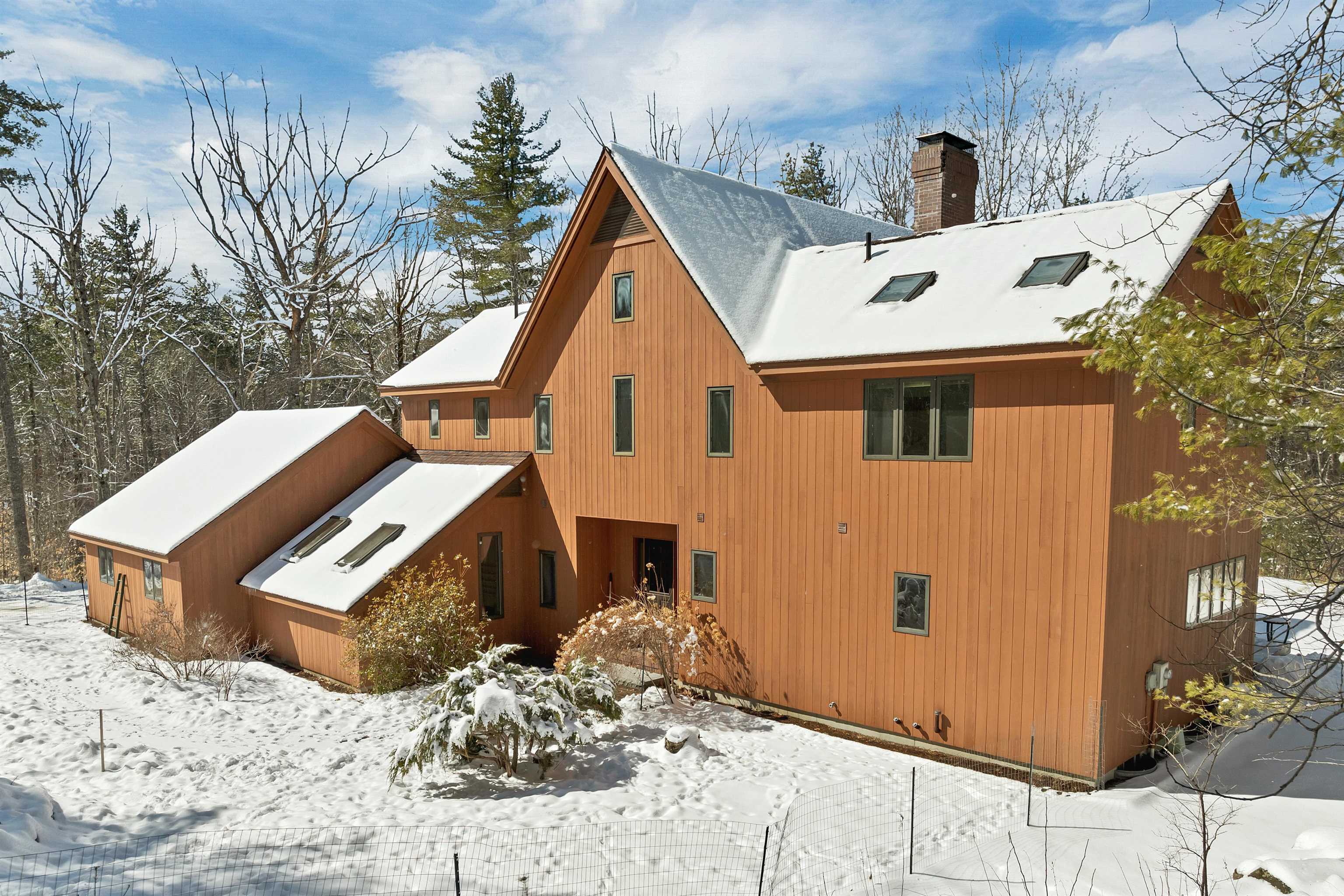 37 O'connor Ln, Albany, NH 03818