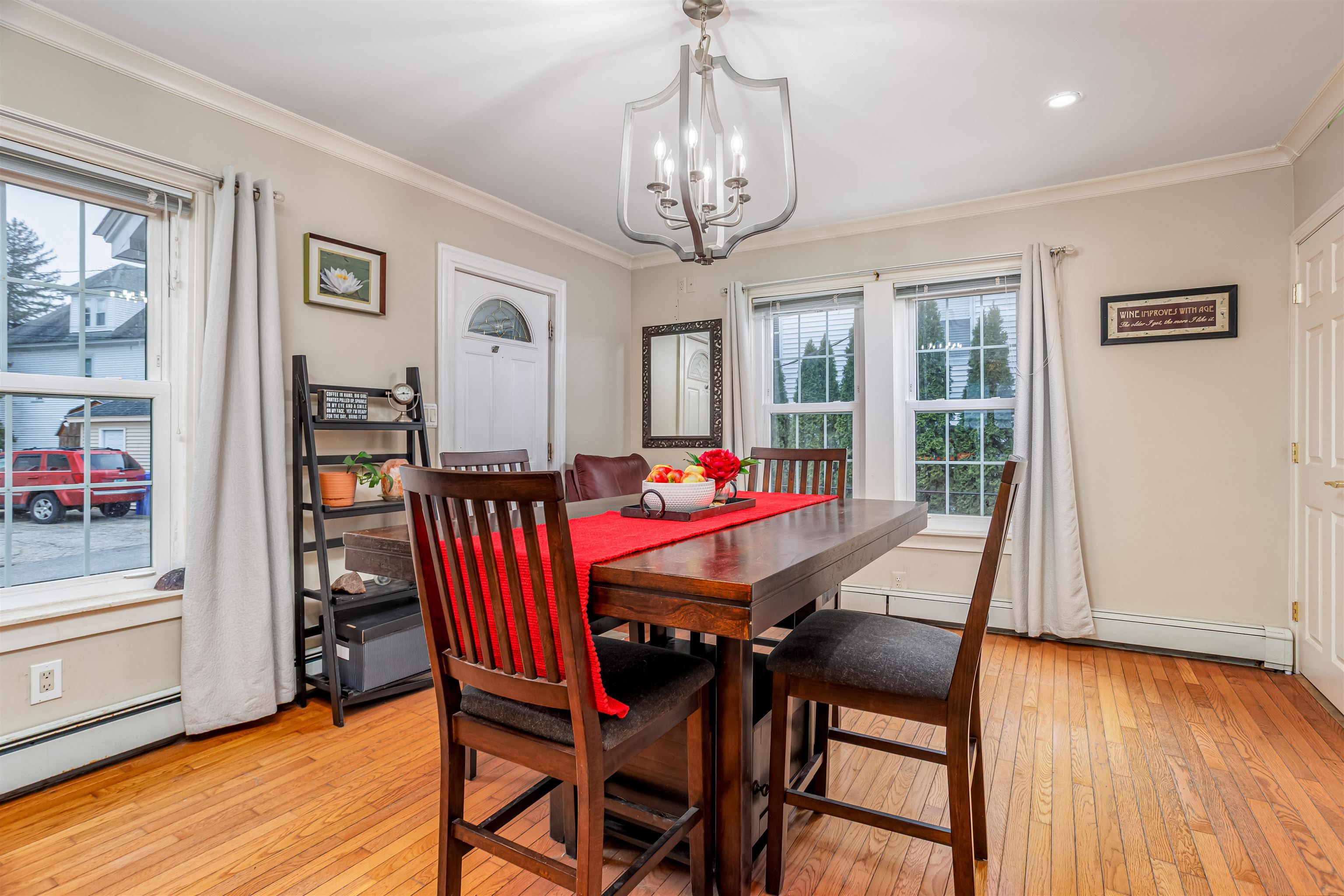 753 Rimmon St, Manchester, NH 03102