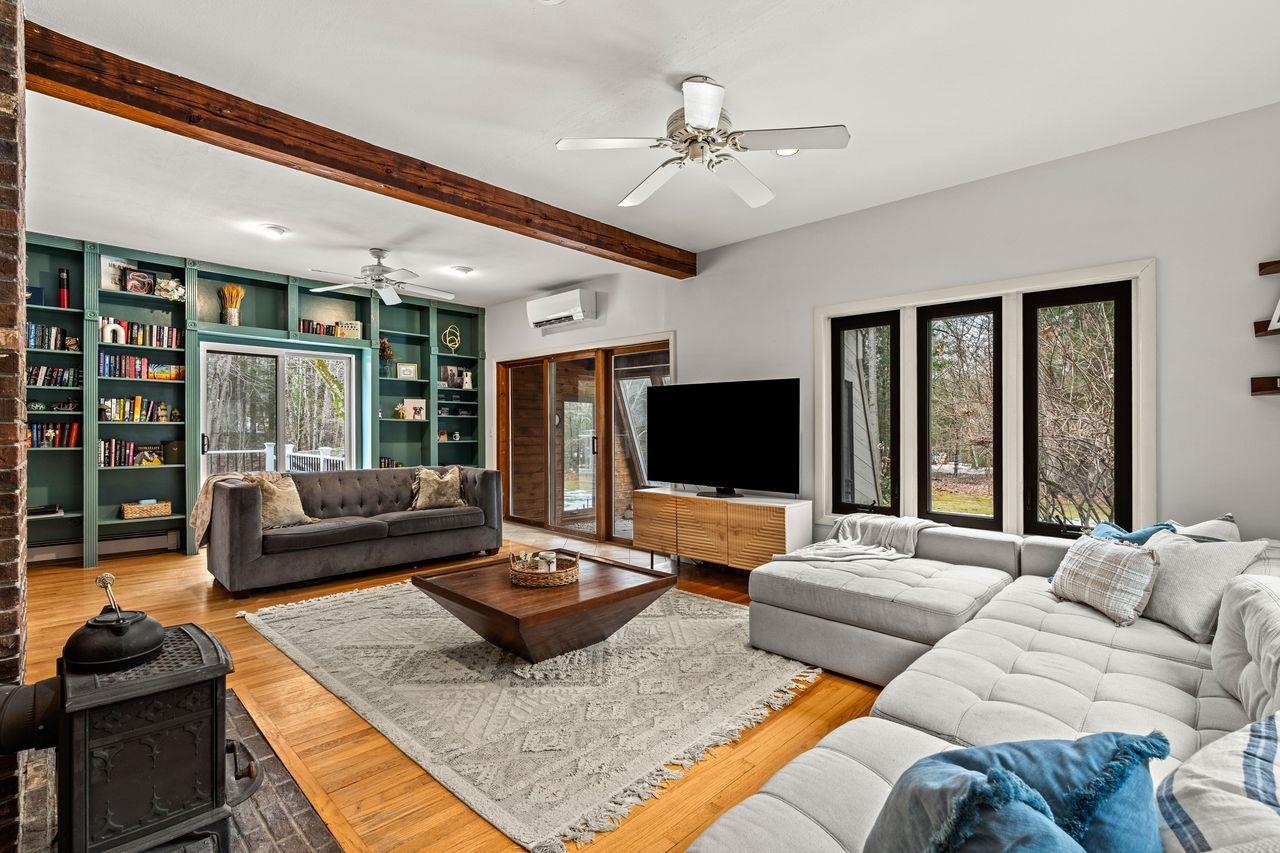 12 Dudley Rd, Brentwood, NH 03833