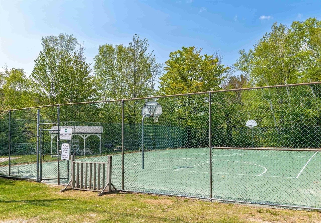 354 Lakeside Dr, Haverhill, NH 03785