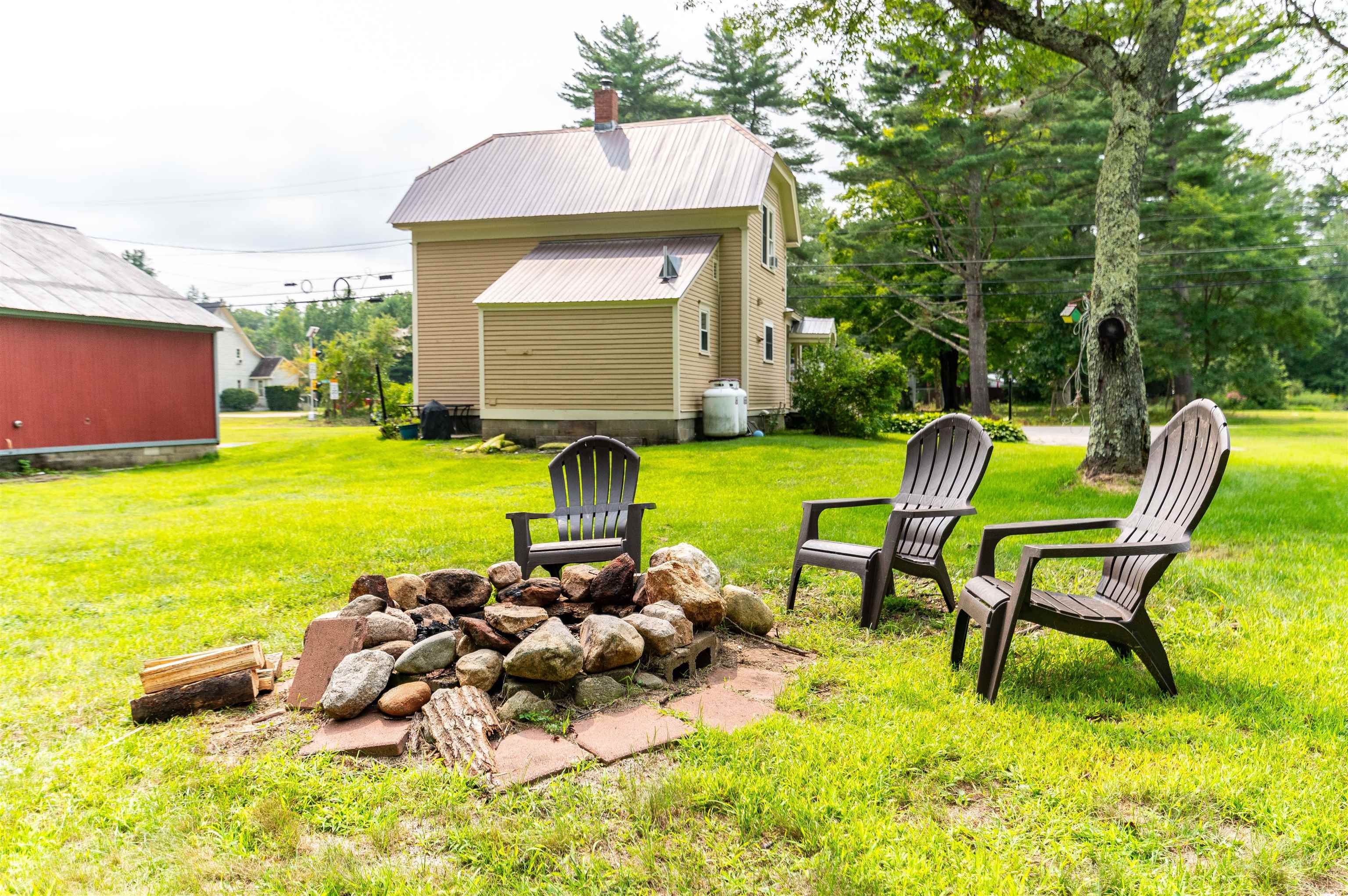 151 Mill St, Conway, NH 03813