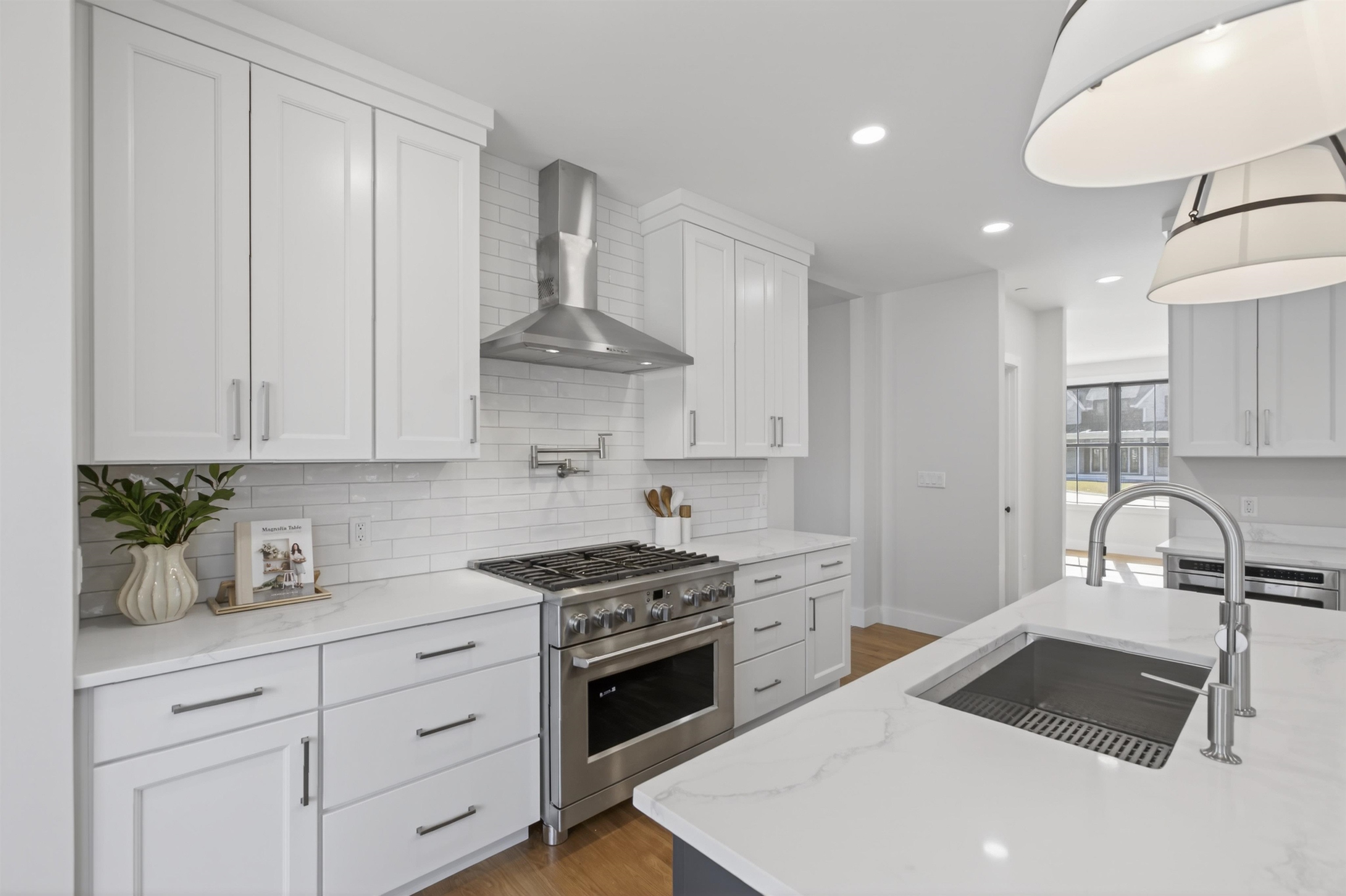 8 Carmel Rd, Pelham, NH 03076