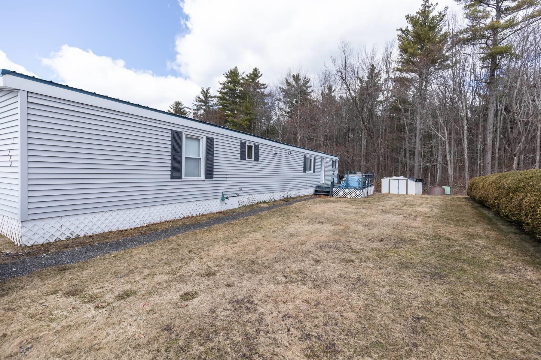 196 New Hillcrest Dr, Greenville, NH 03048