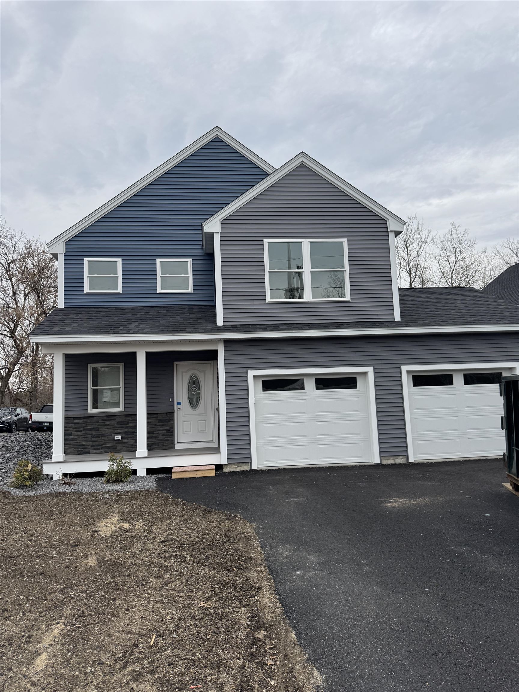 106 Lock St, Nashua, NH 03064