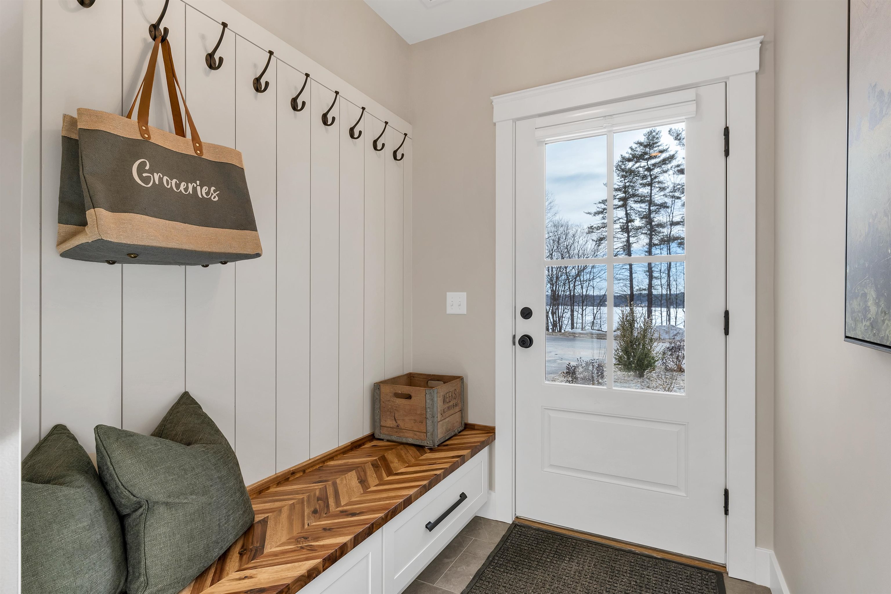 60 White Oaks Rd, Laconia, NH 03246