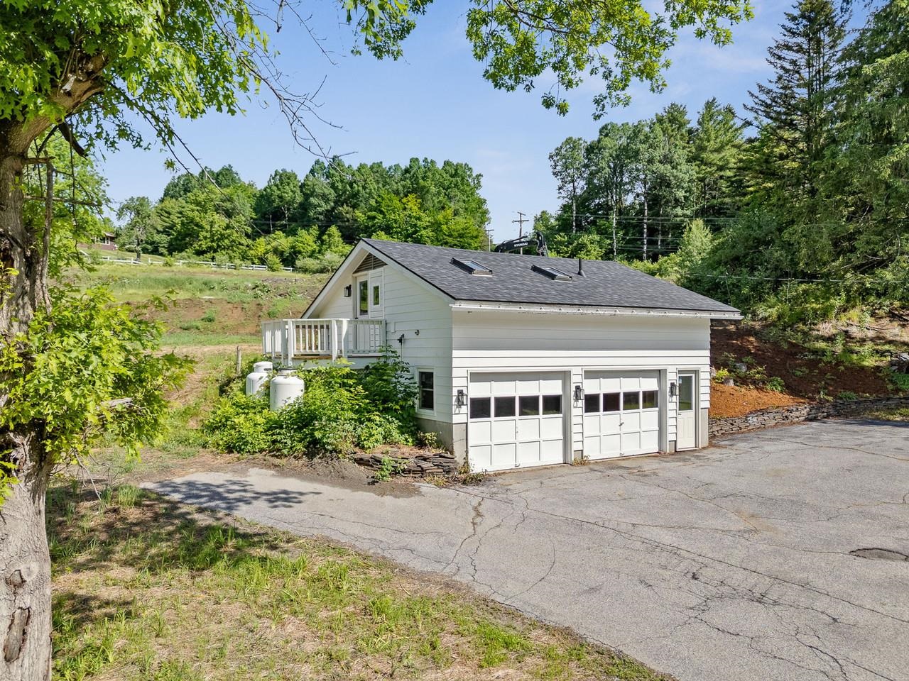 Property photo 24