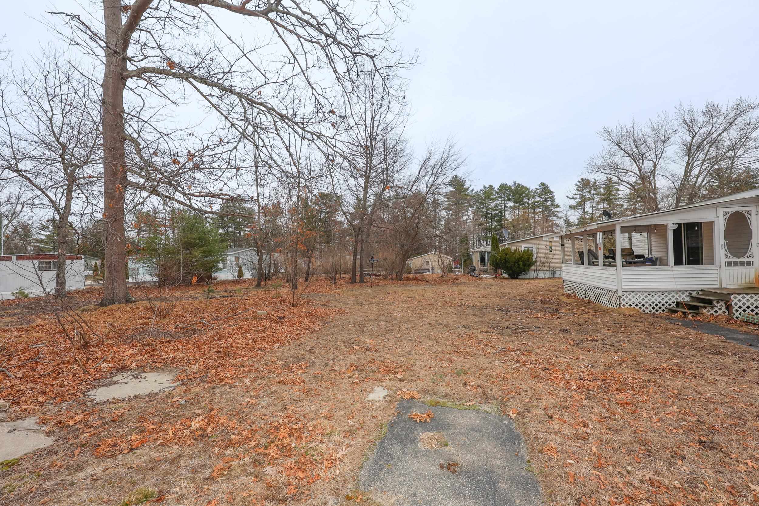 4 Briarwood Dr, Merrimack, NH 03054