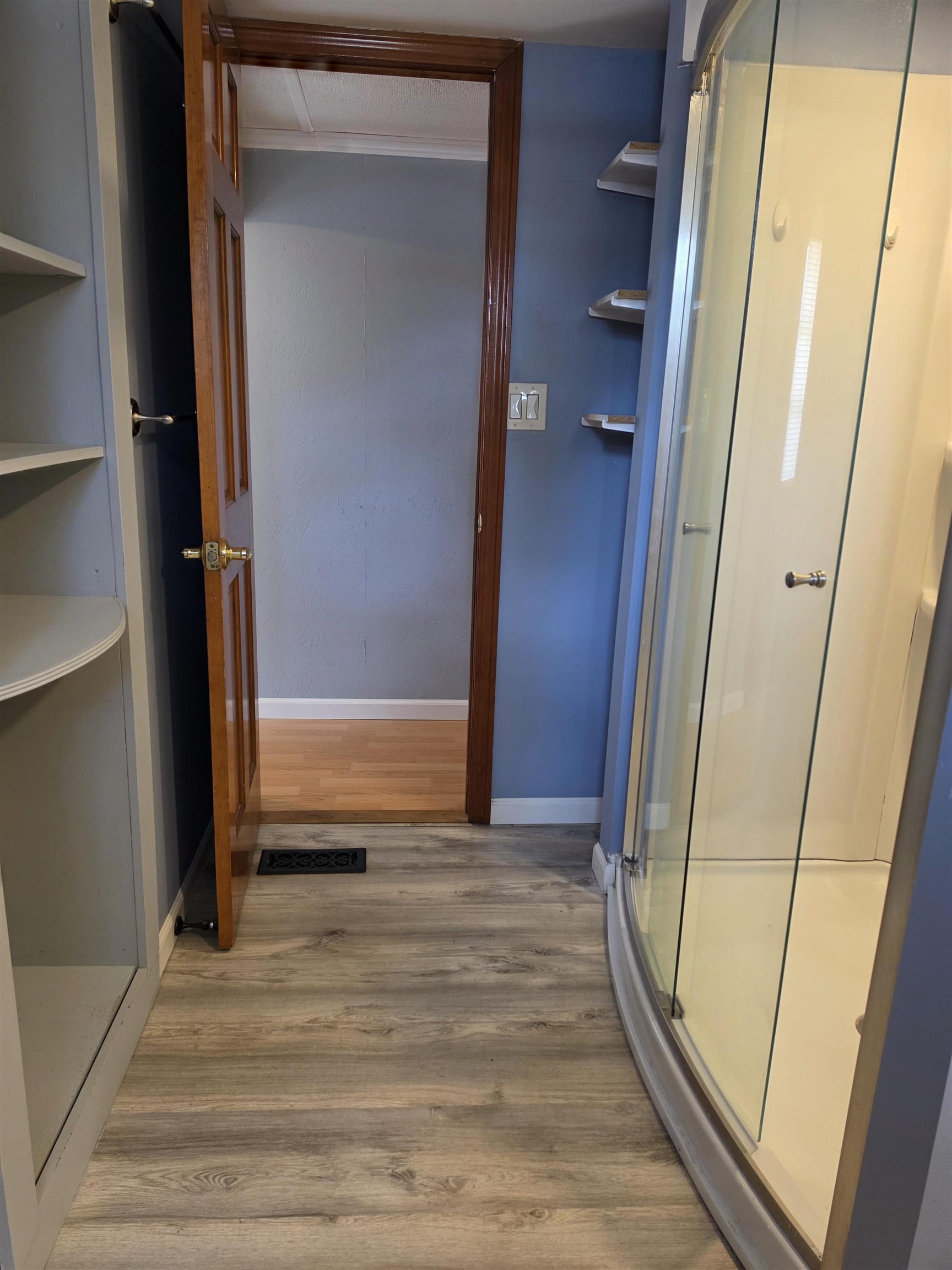 15 Mountain Dr, Marlborough, NH 03455