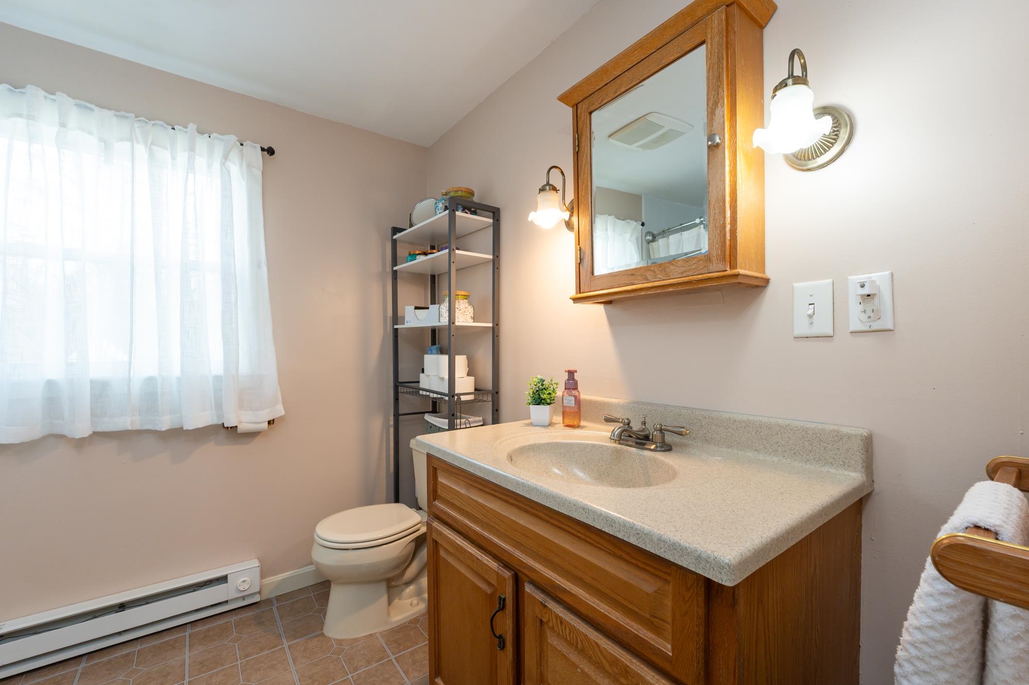 41 Midnight Sun Dr, Epping, NH 03042