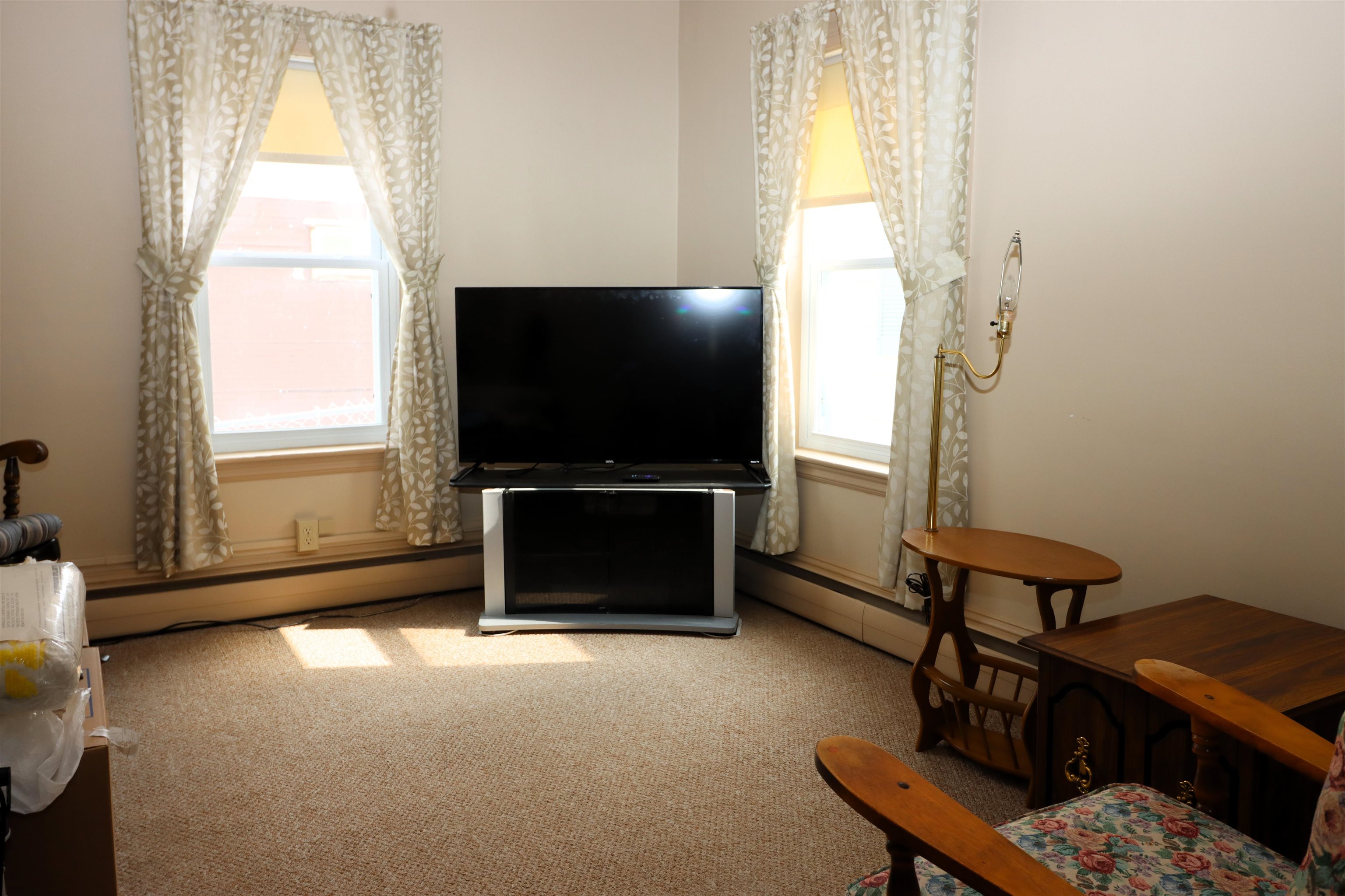 612 Rockingham St, Berlin, NH 03570