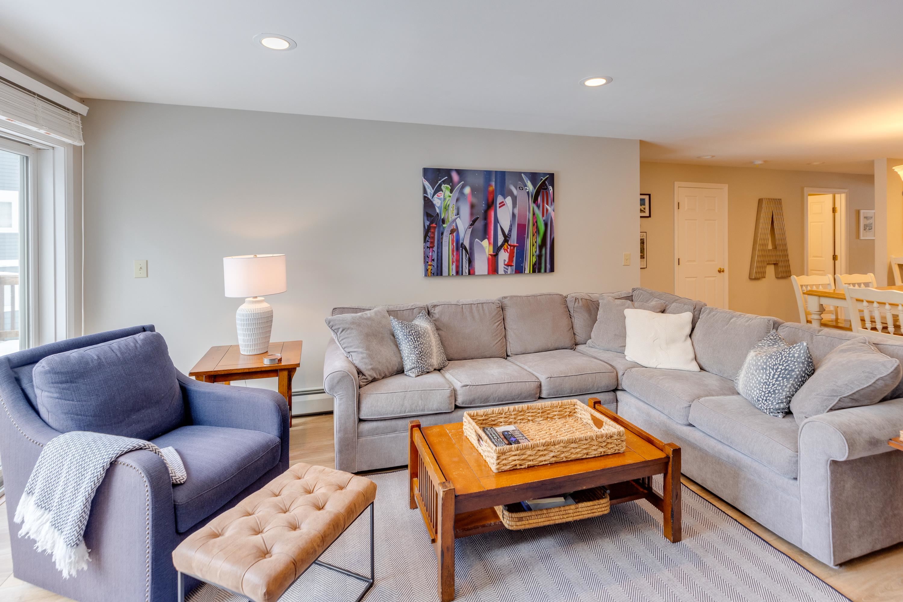 5 White Oak Ln, Lincoln, NH 03251