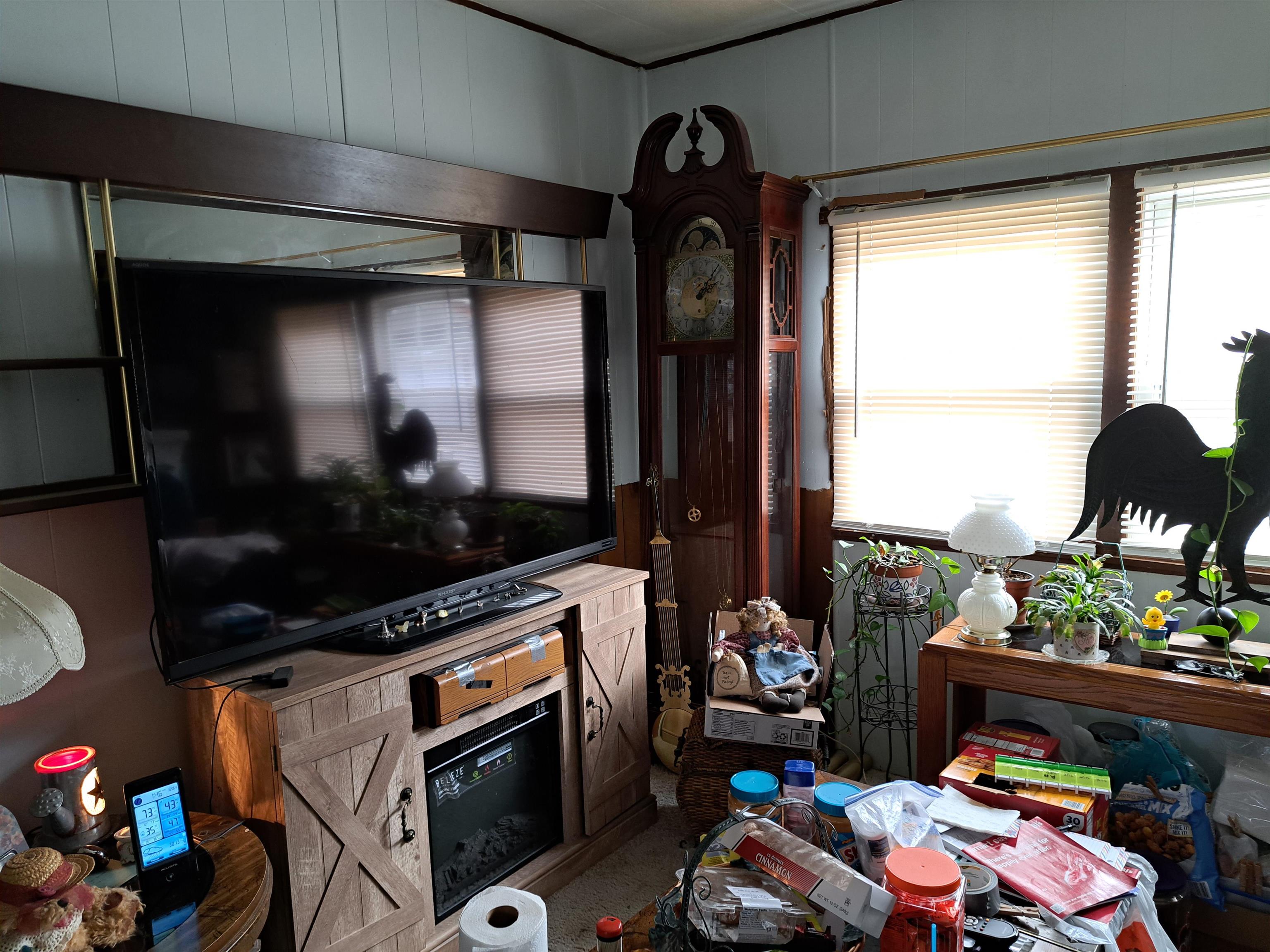 37 Sugar River Dr, Claremont, NH 03743