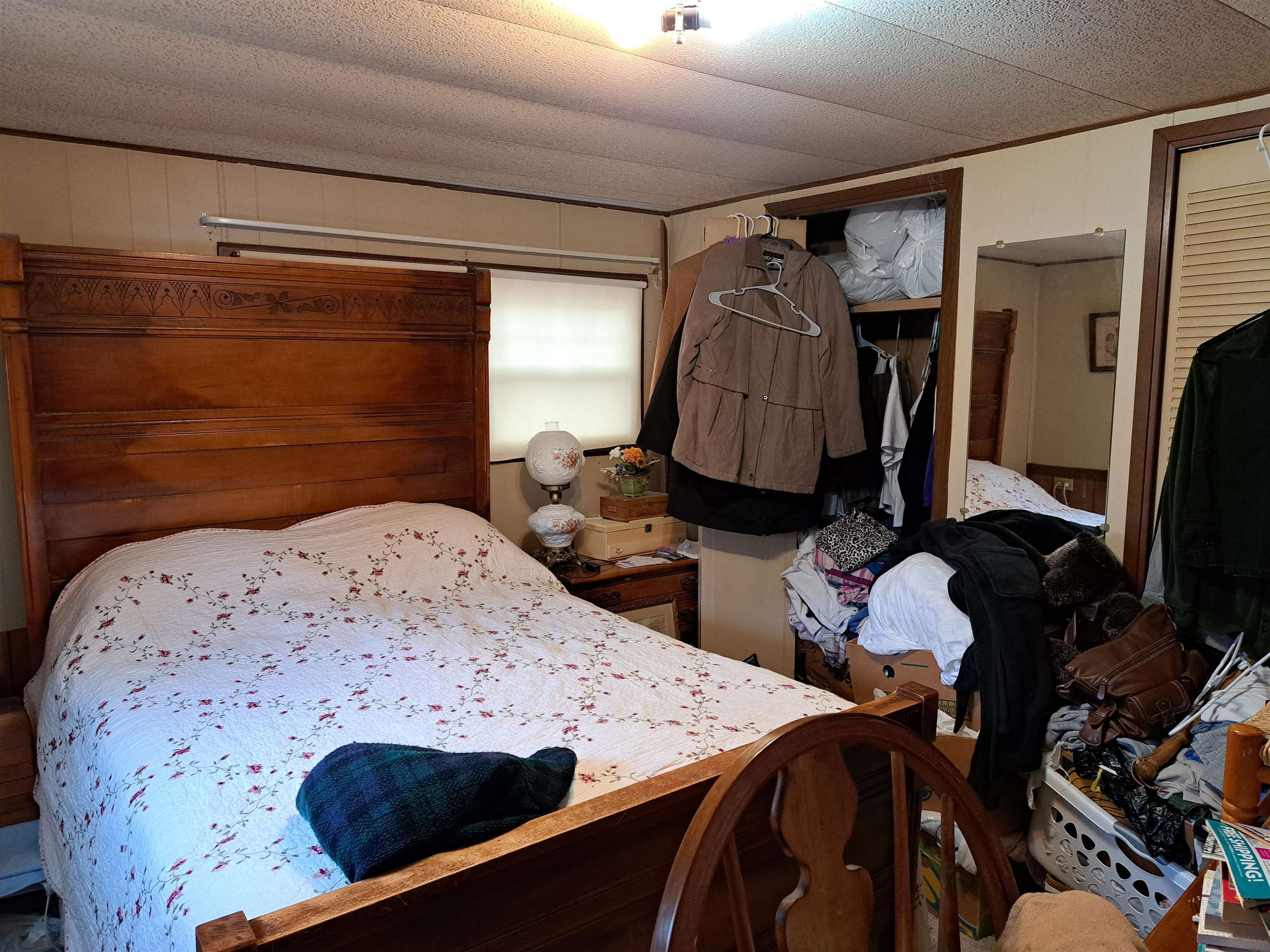 37 Sugar River Dr, Claremont, NH 03743