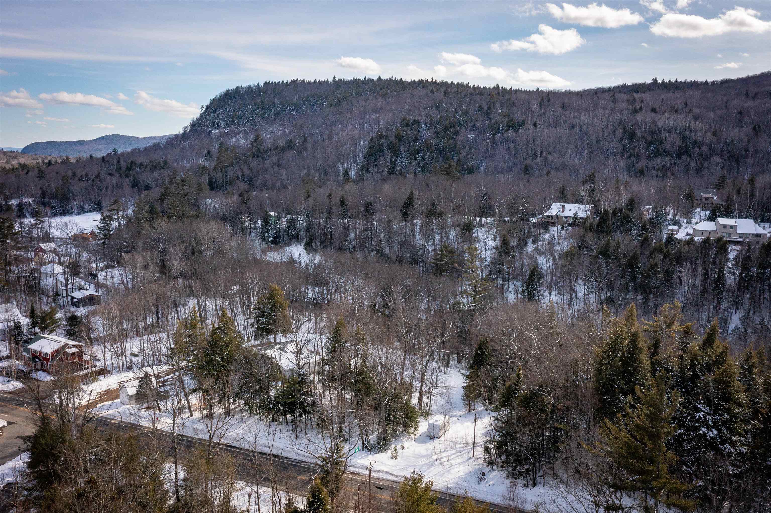 4 St Martins Dr, Jackson, NH 03846