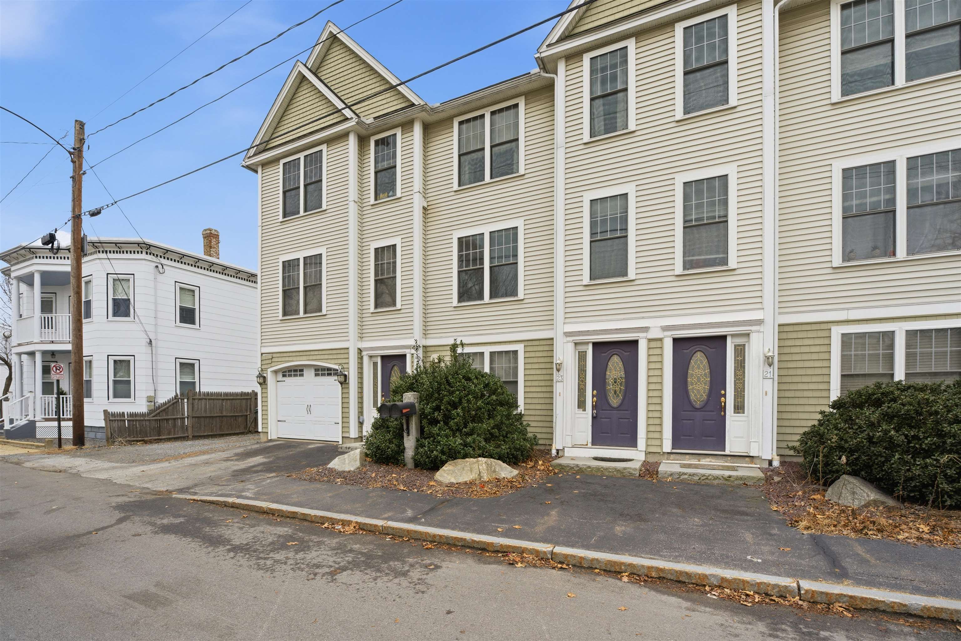 23 Krakow Ave, Manchester, NH 03103