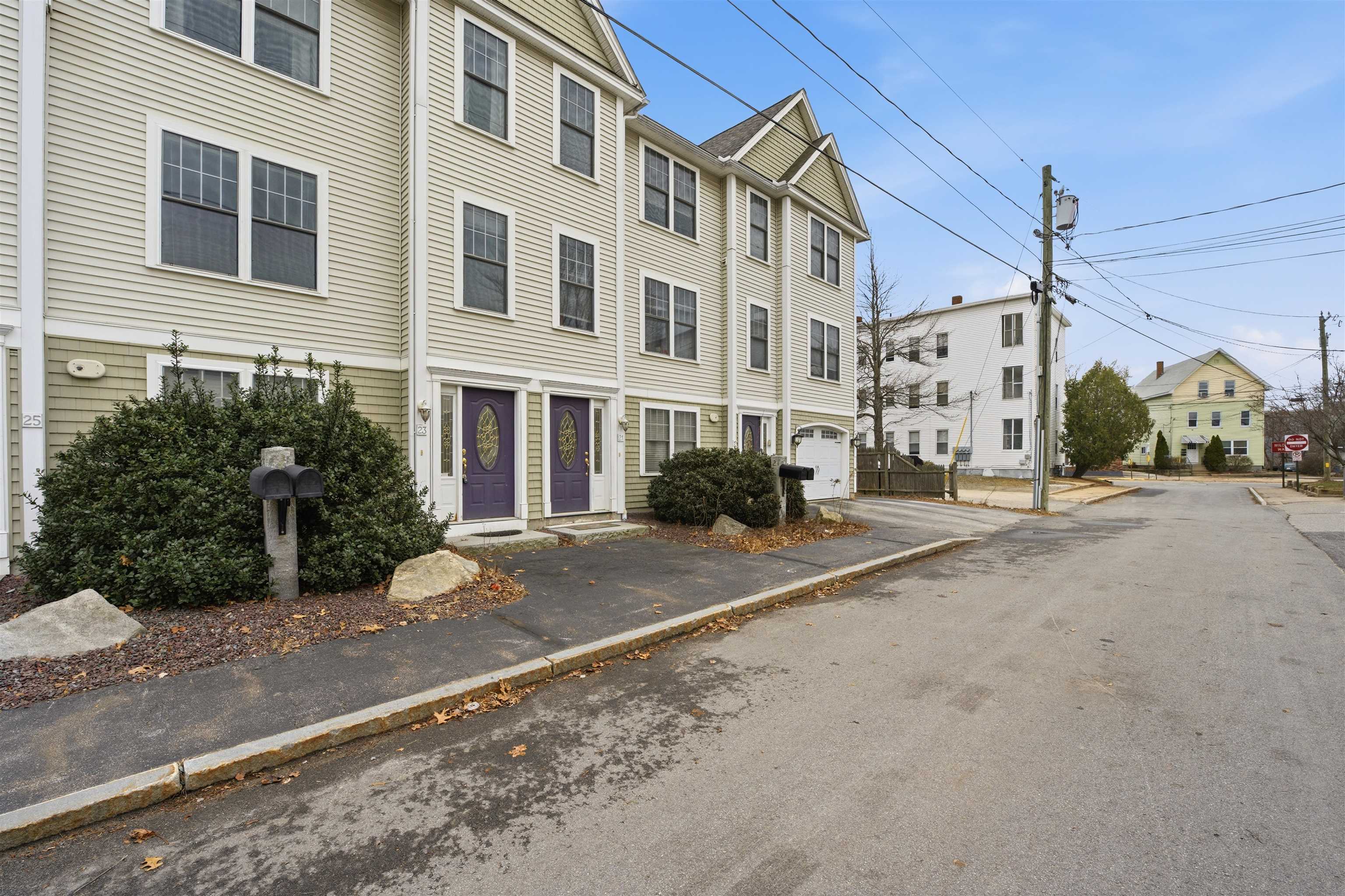 23 Krakow Ave, Manchester, NH 03103