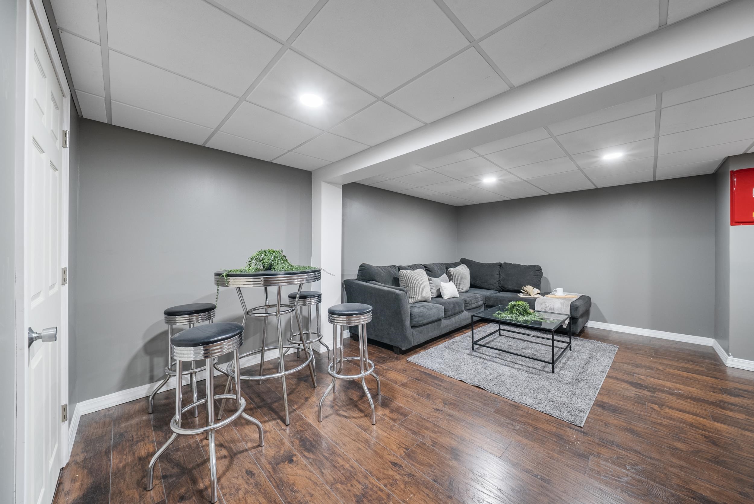 370 Huse Rd, Manchester, NH 03103