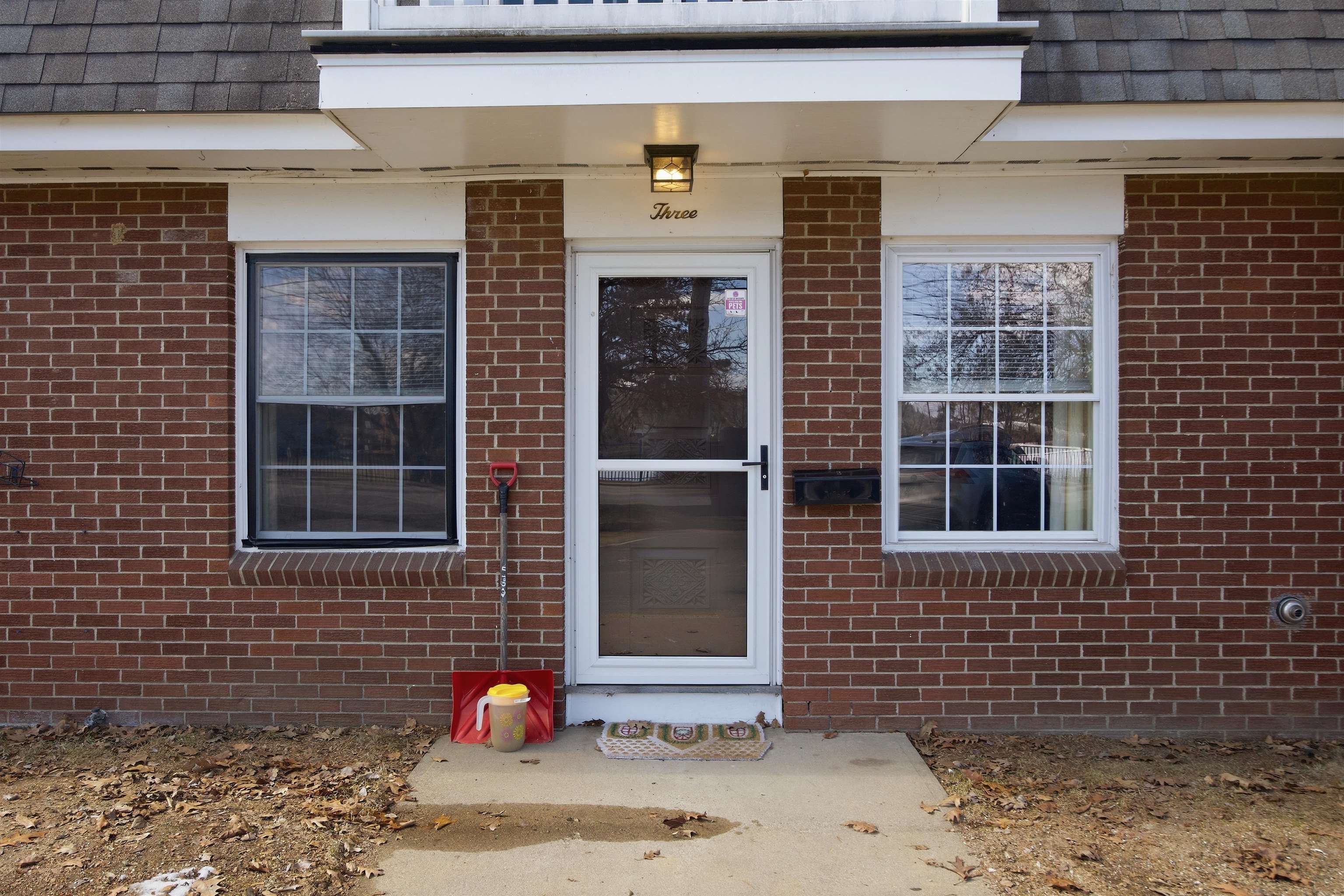 934 Main St, Laconia, NH 03246