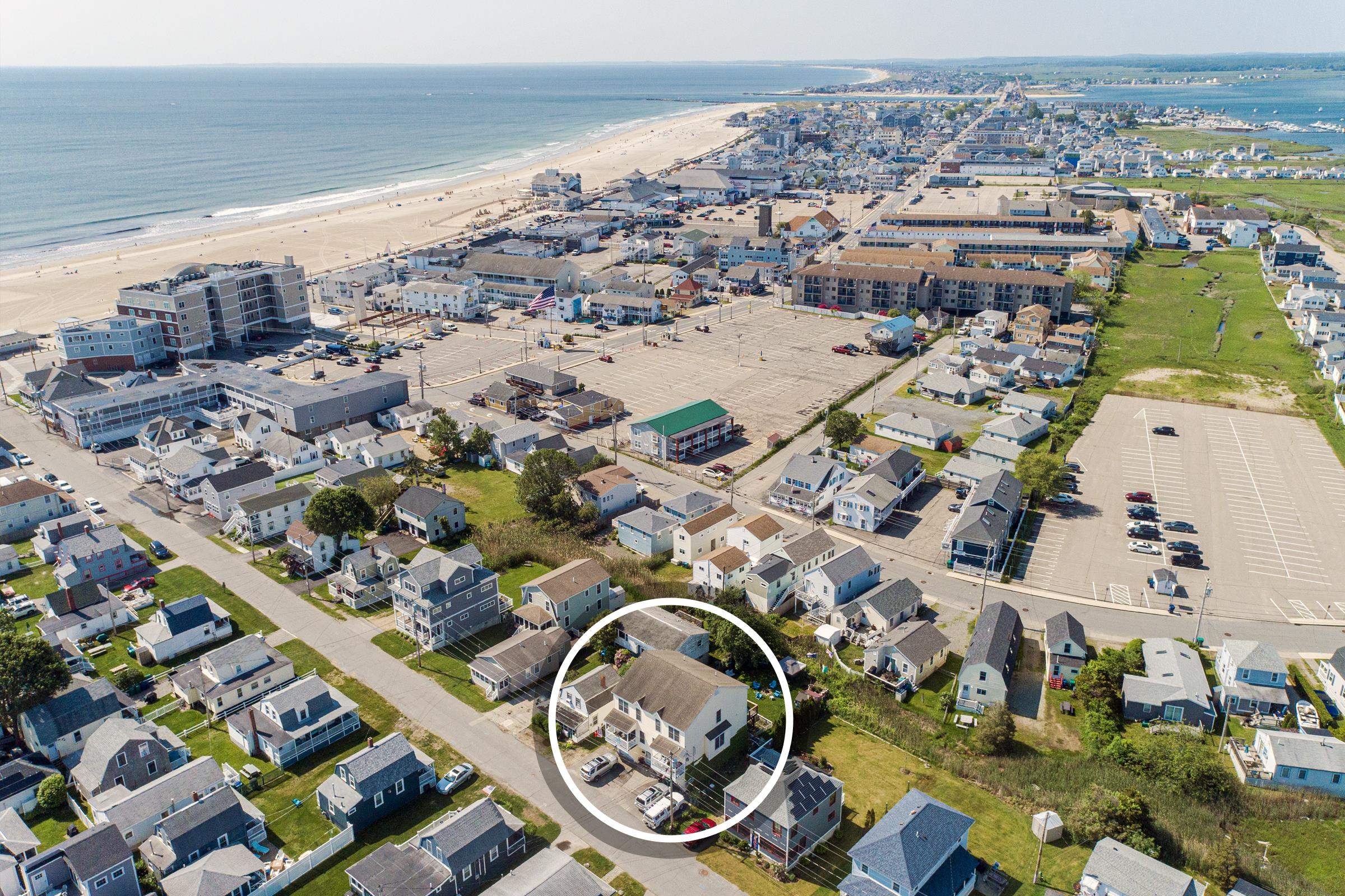 29 Nudd Ave, Hampton, NH 03842