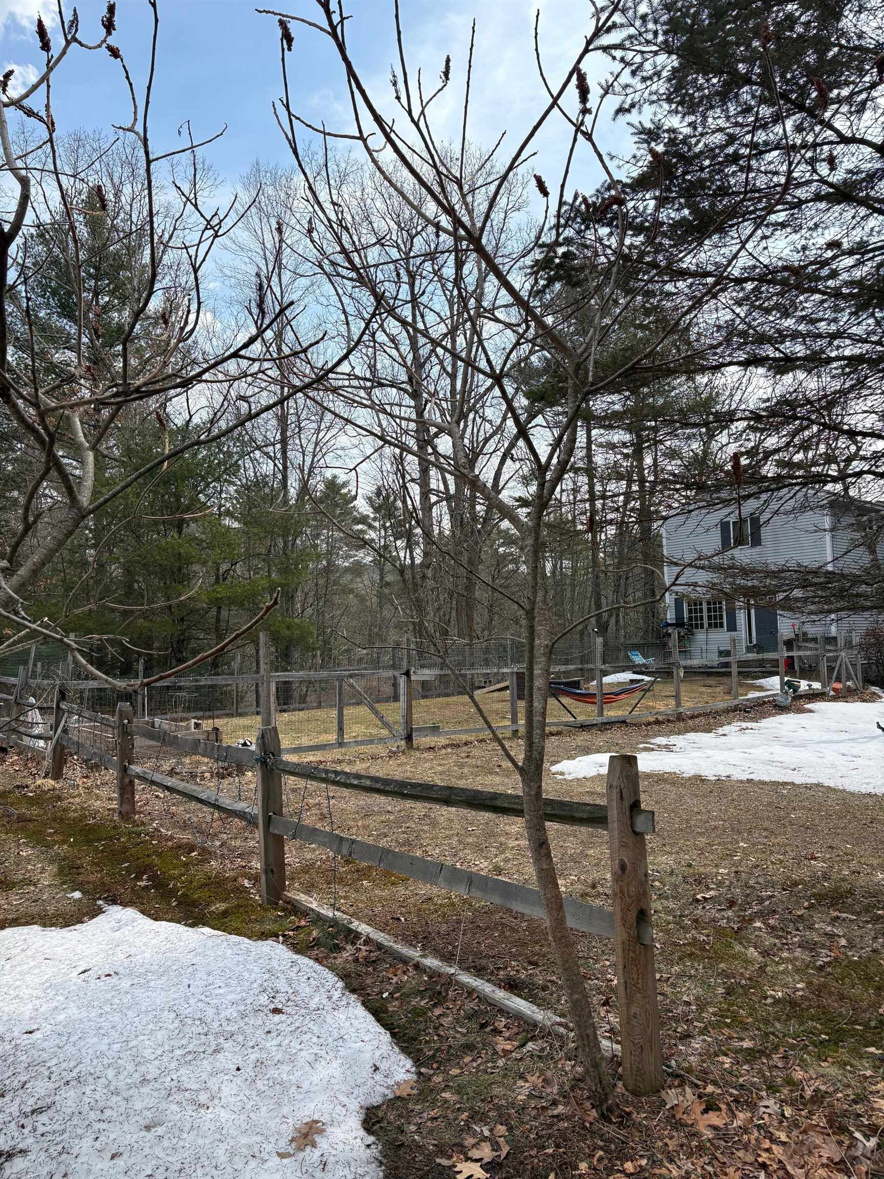 6 S Spaulding Brook Rd, Brookline, NH 03033