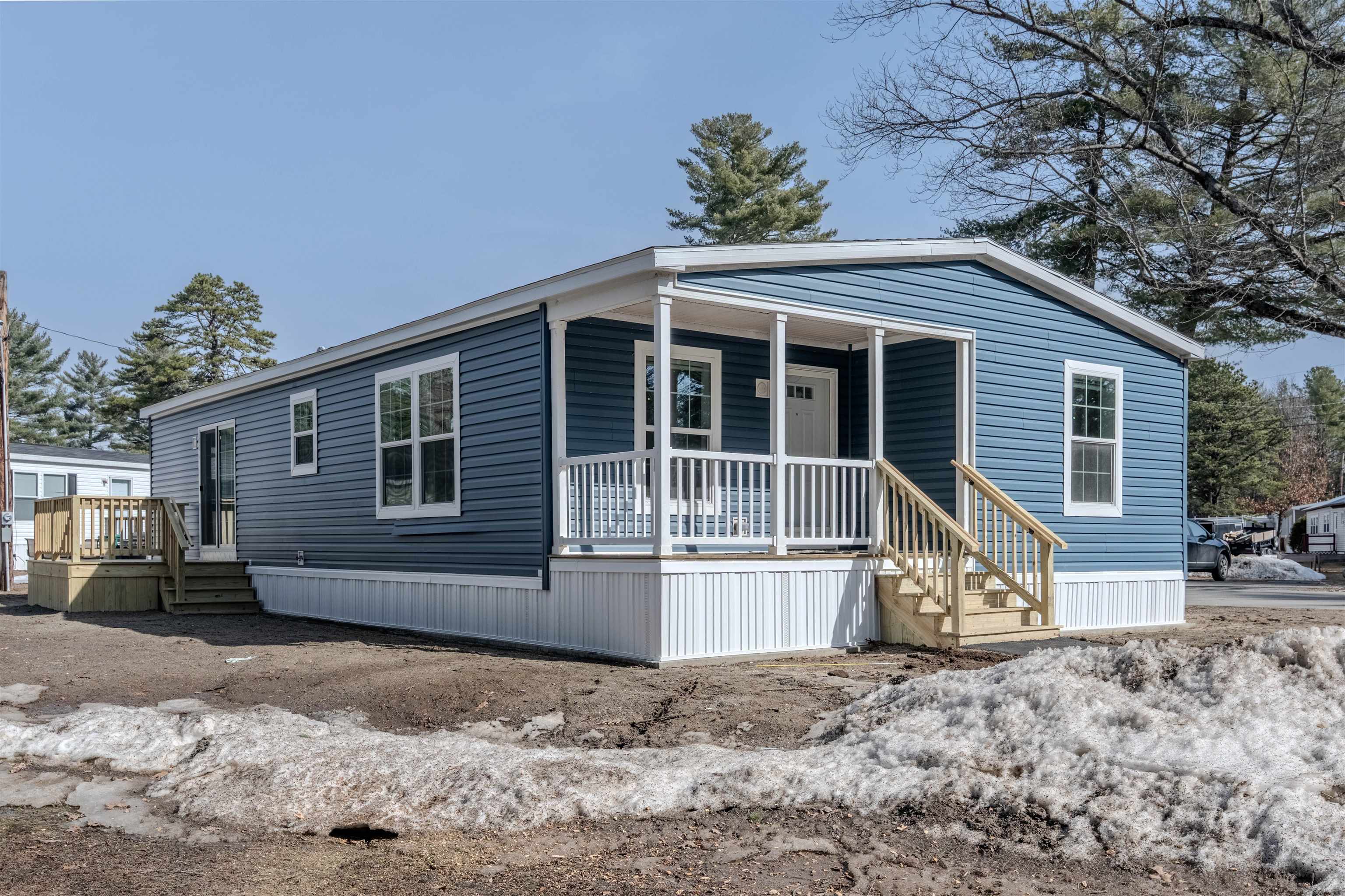38 Cedar St, Hinsdale, NH 03451