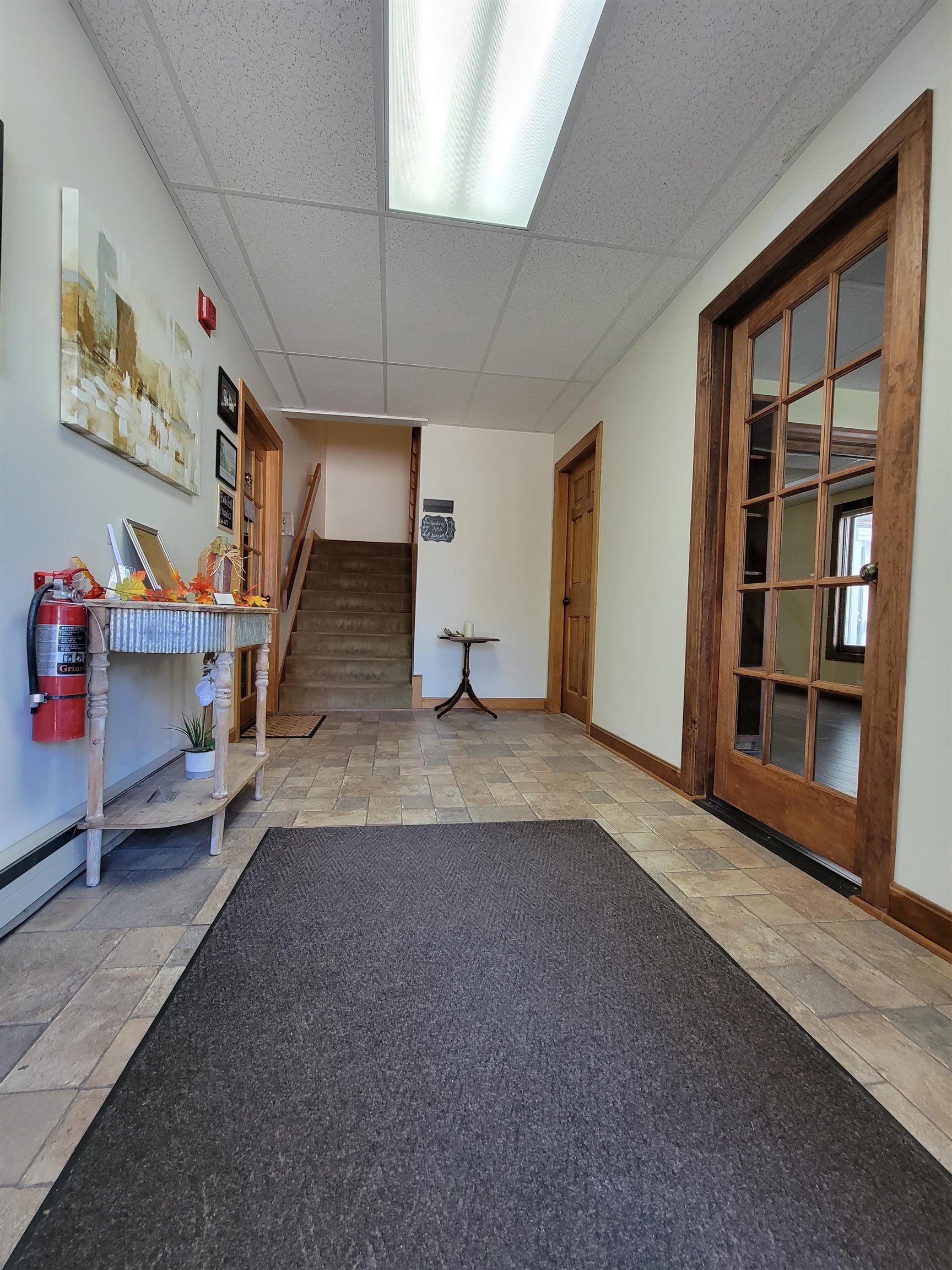 25 Country Club Drive — photo 2