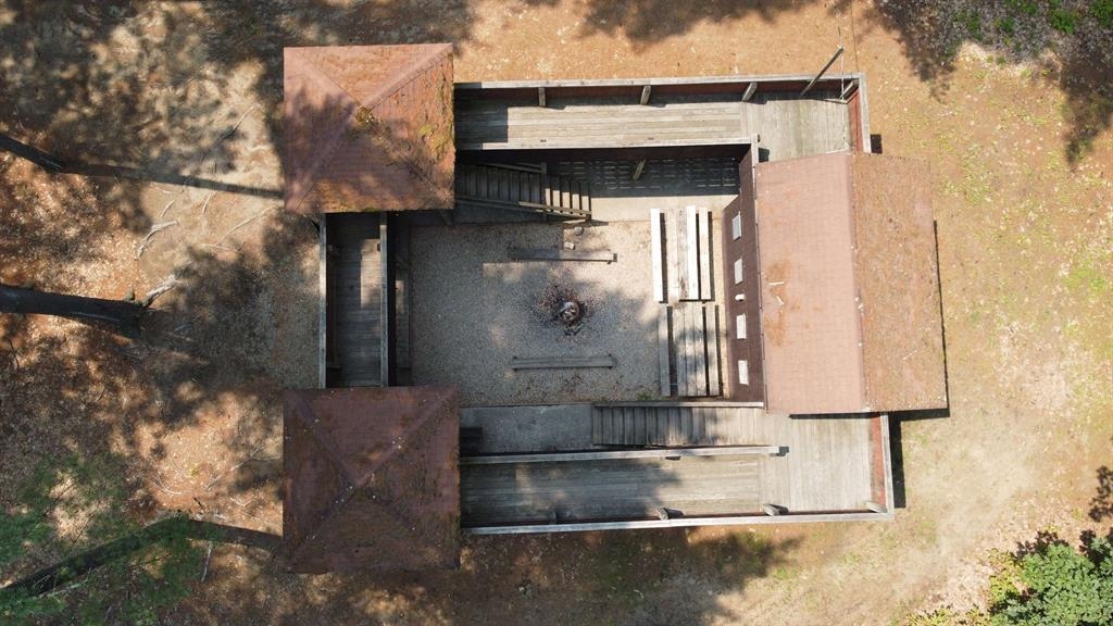 12 W Shore Park Rd, Kingston, NH 03848