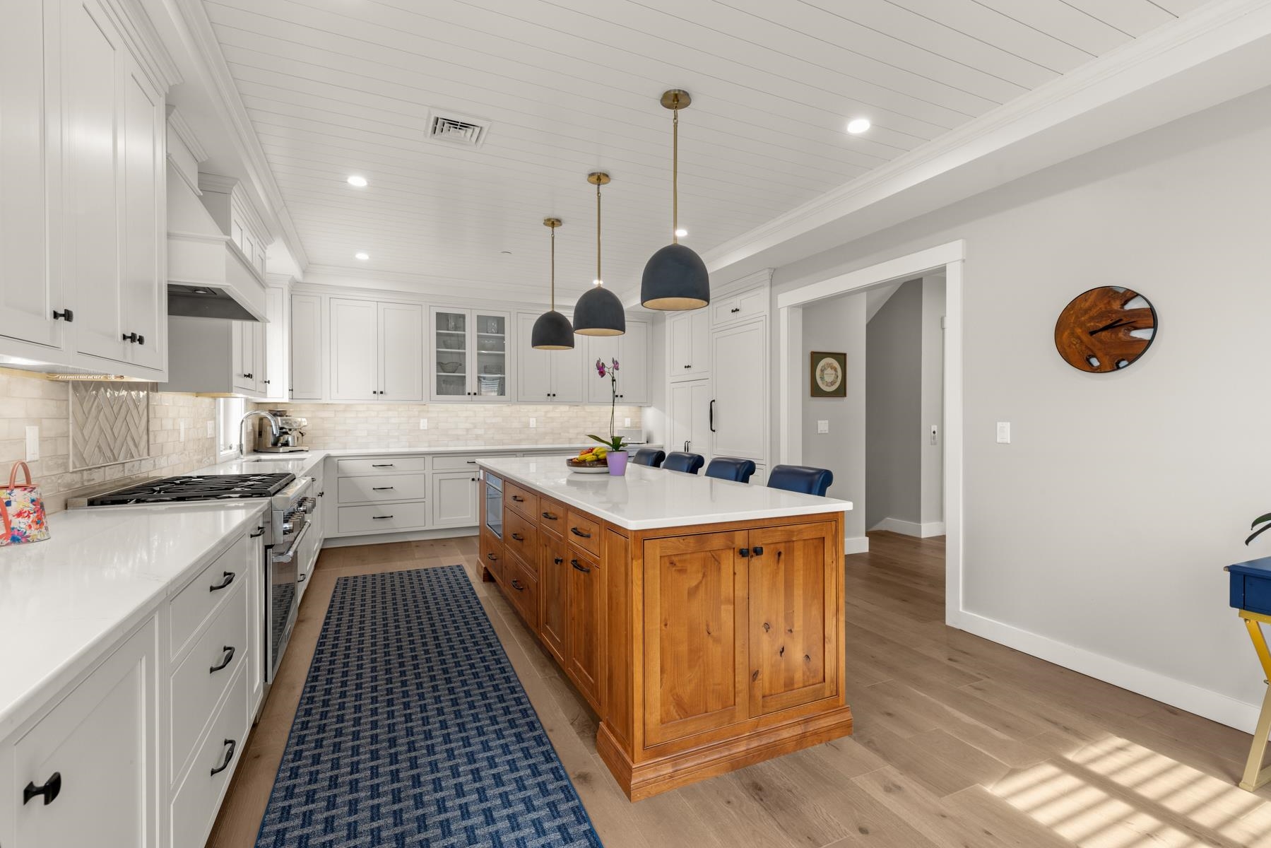 28 Little Bay Dr, Dover, NH 03820