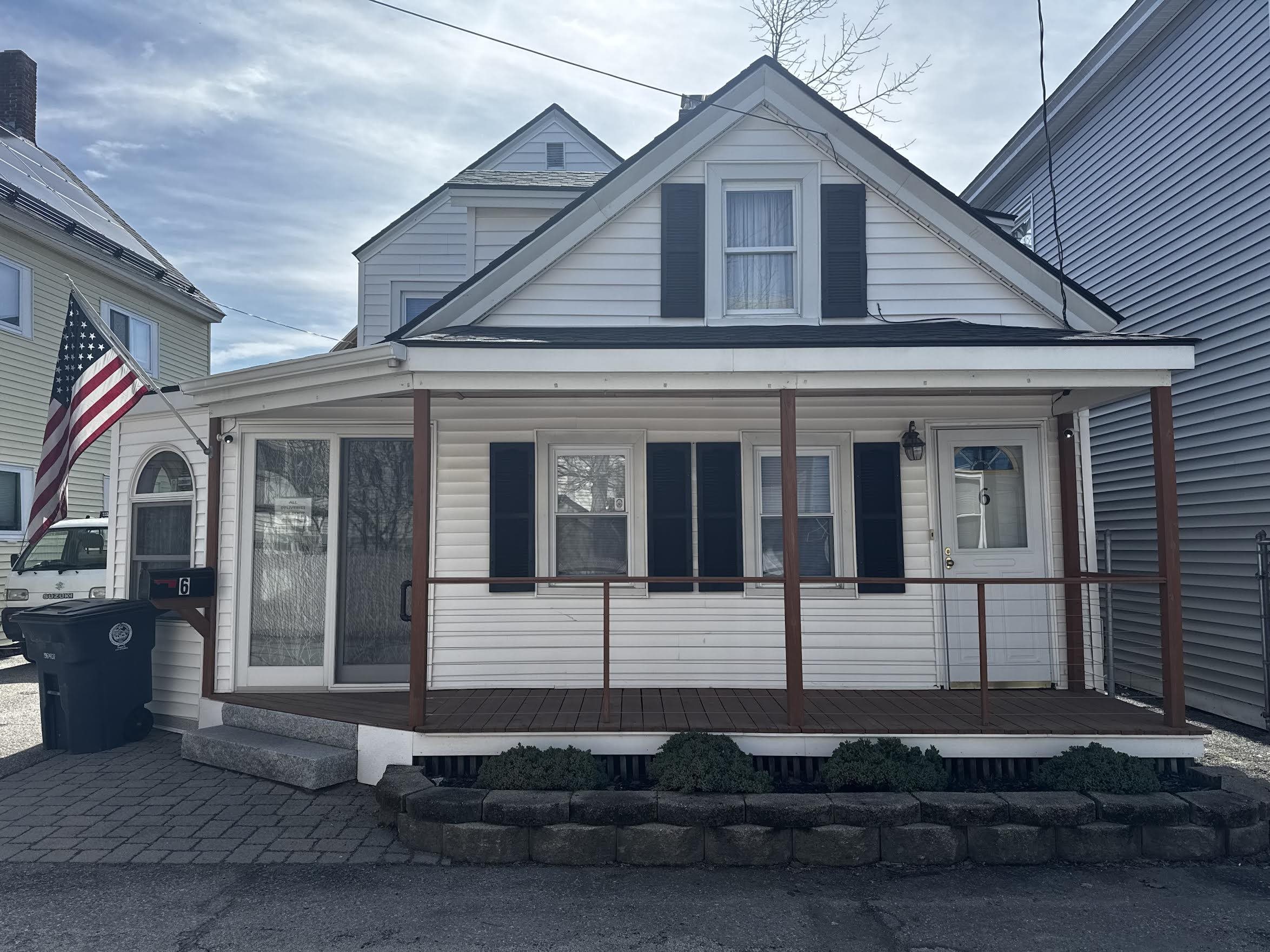 6 Buck St, Nashua, NH 03060