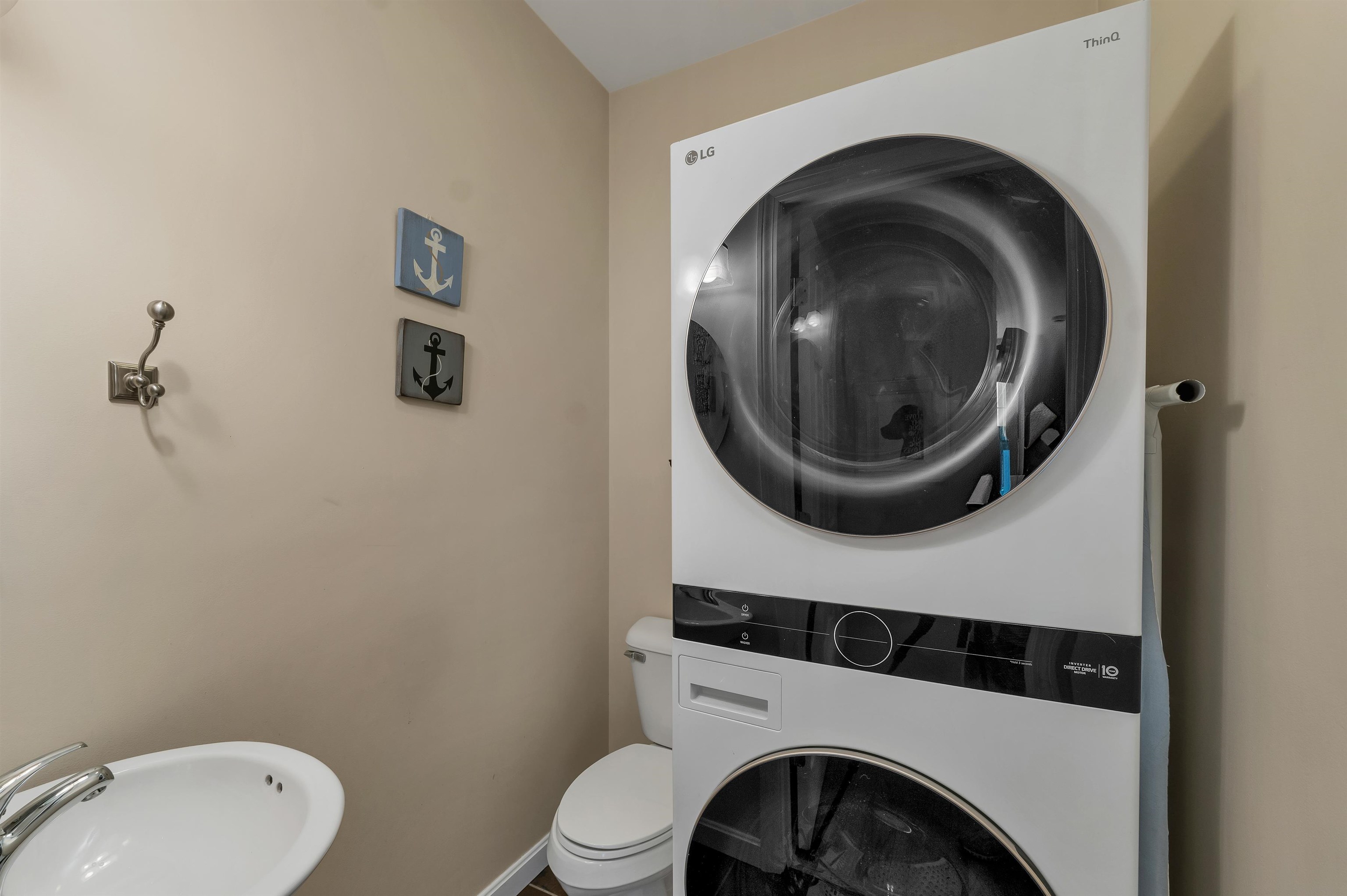 9 Falkland Pl, Portsmouth, NH 03801