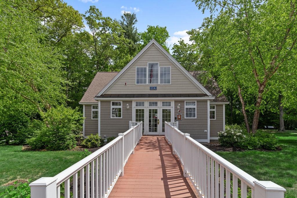 1 Sterling Hill Ln #135, Exeter, NH 03833