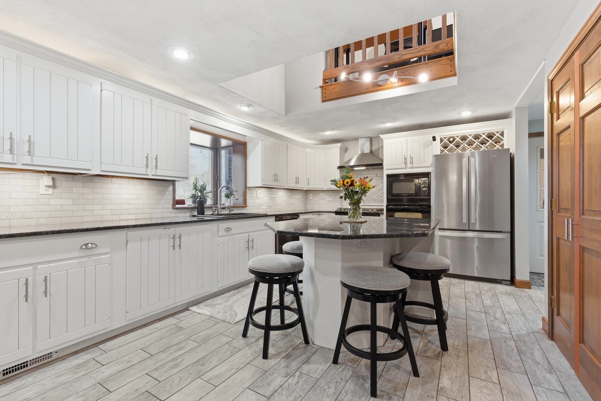 116 Westfall Rd, Pelham, NH 03076