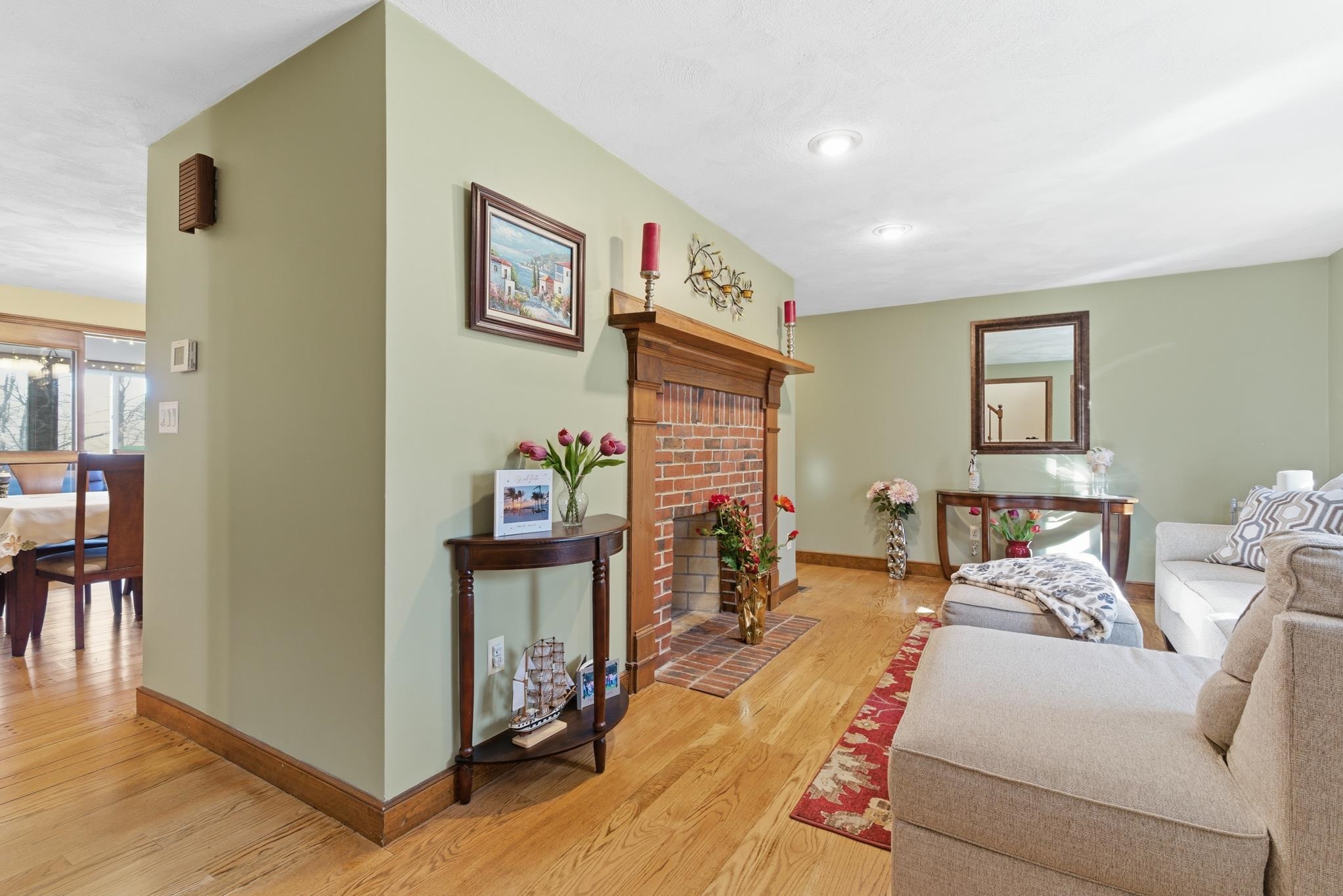 116 Westfall Rd, Pelham, NH 03076