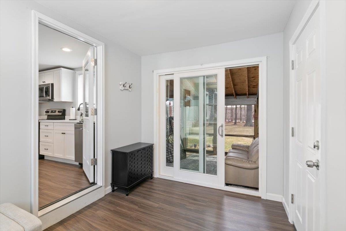 18 Old Rd, Plaistow, NH 03865