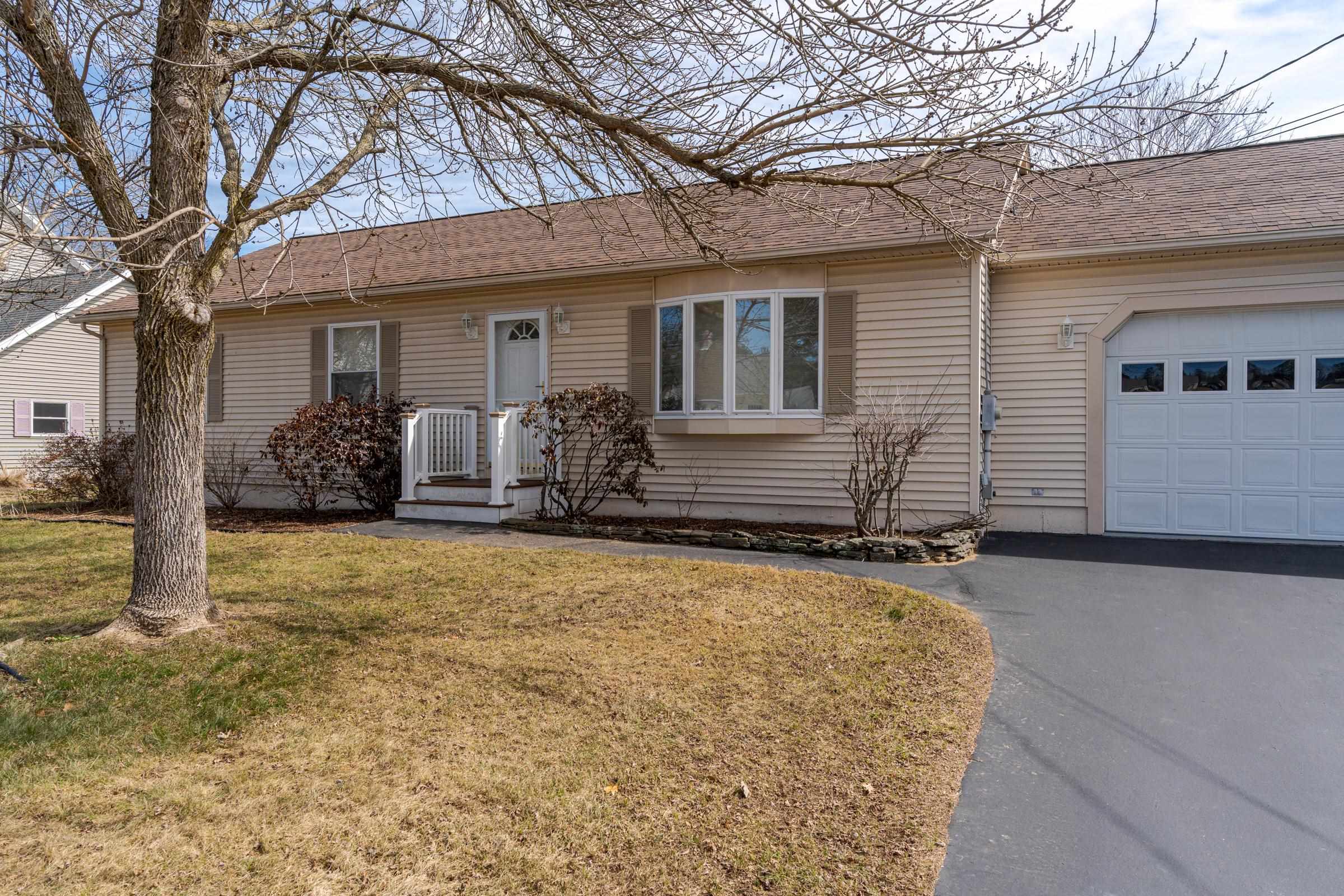 19 Fortier Dr, Rochester, NH 03867