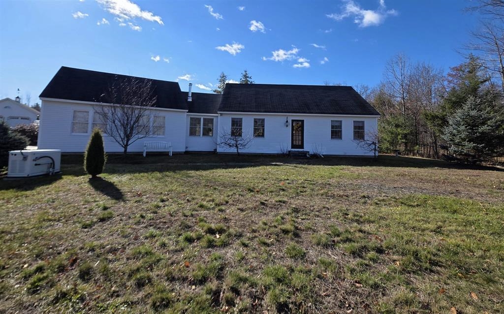 24 Moran Rd, Hopkinton, NH 03229