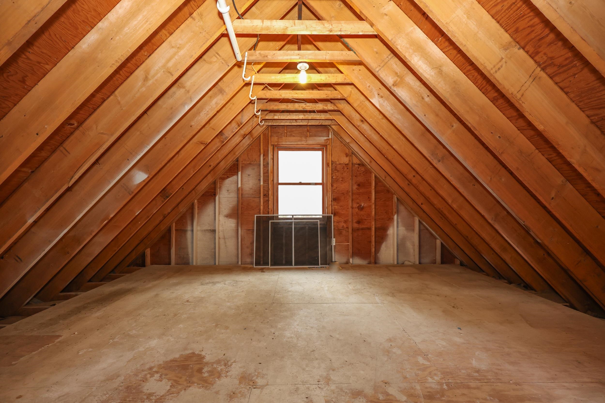 125 Pinecrest Rd, Litchfield, NH 03052