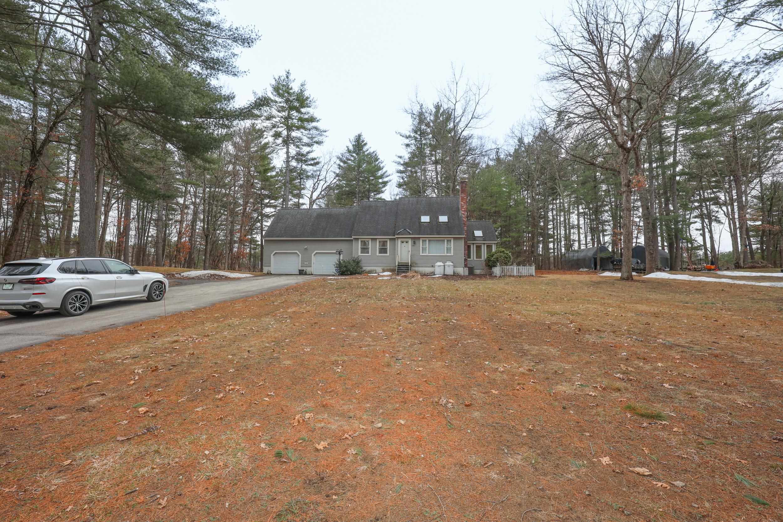 125 Pinecrest Rd, Litchfield, NH 03052