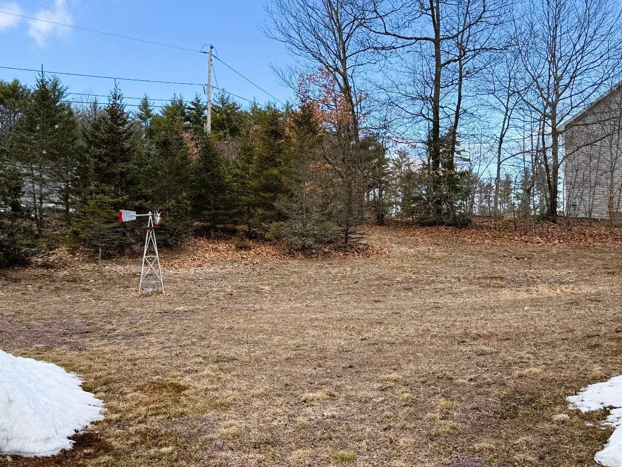 10 Terry Dr, Loudon, NH 03307