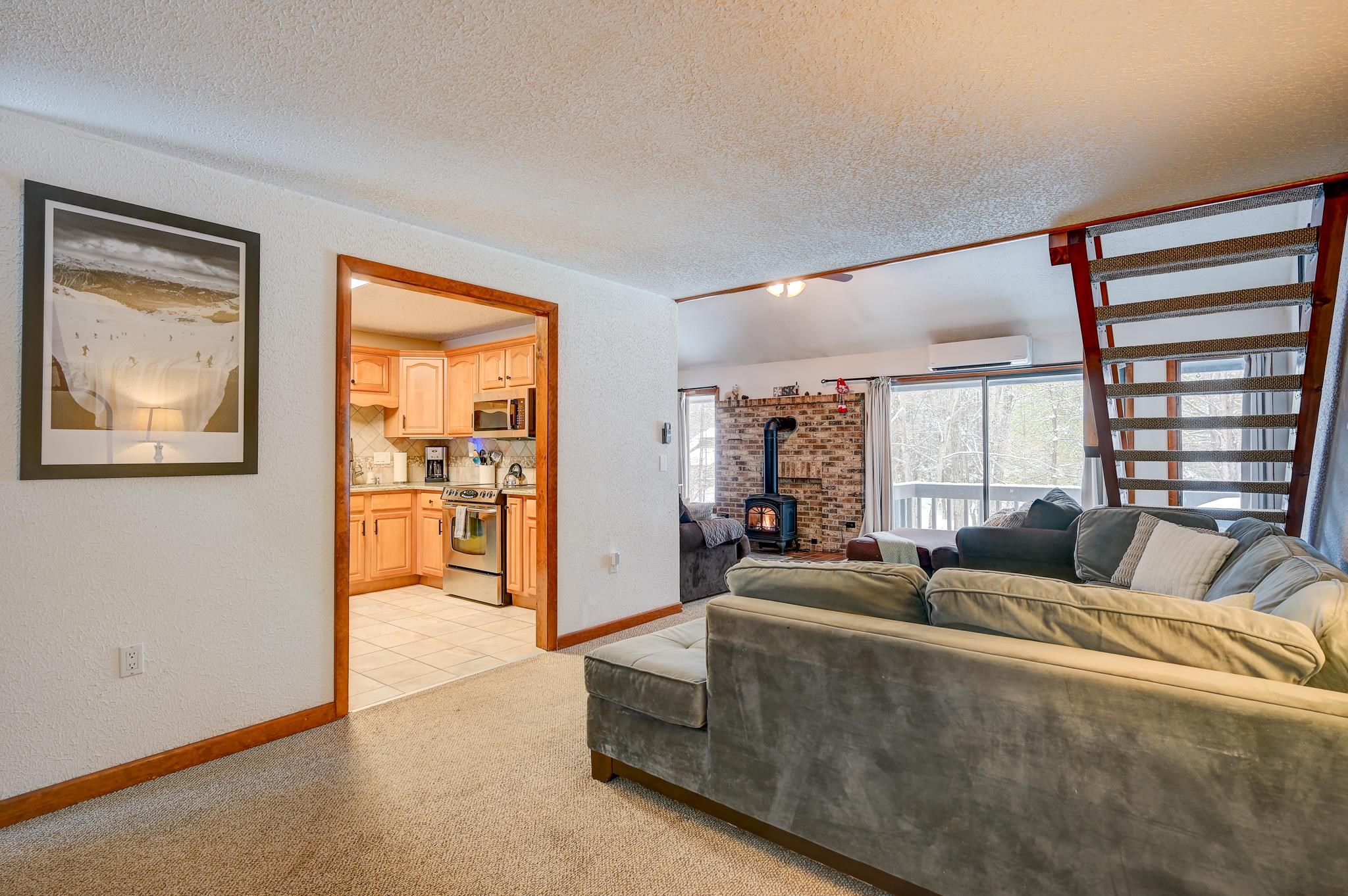 123 Stonehurst Manor Rd, Conway, NH 03860