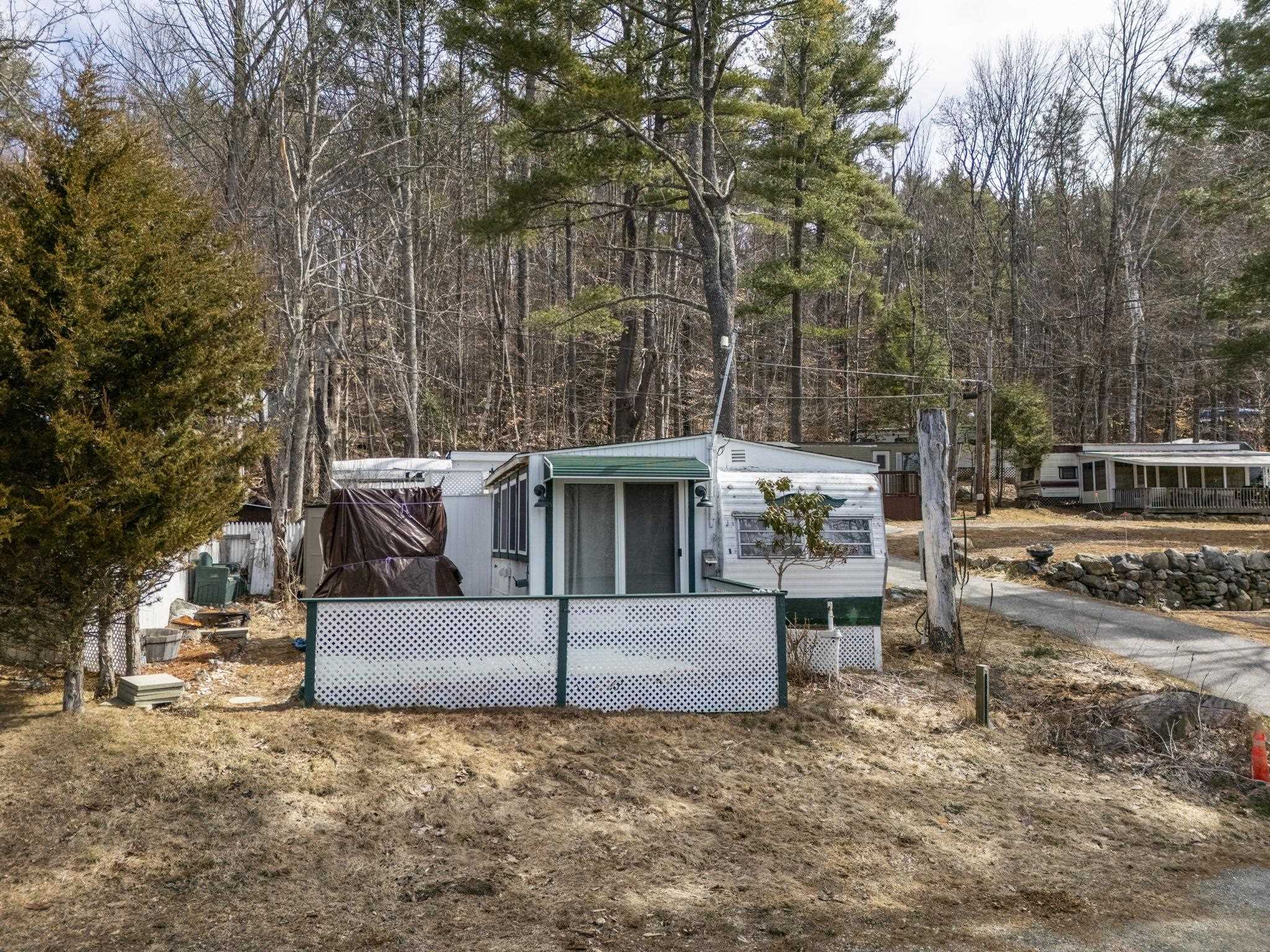 6 Viewland Court — photo 2