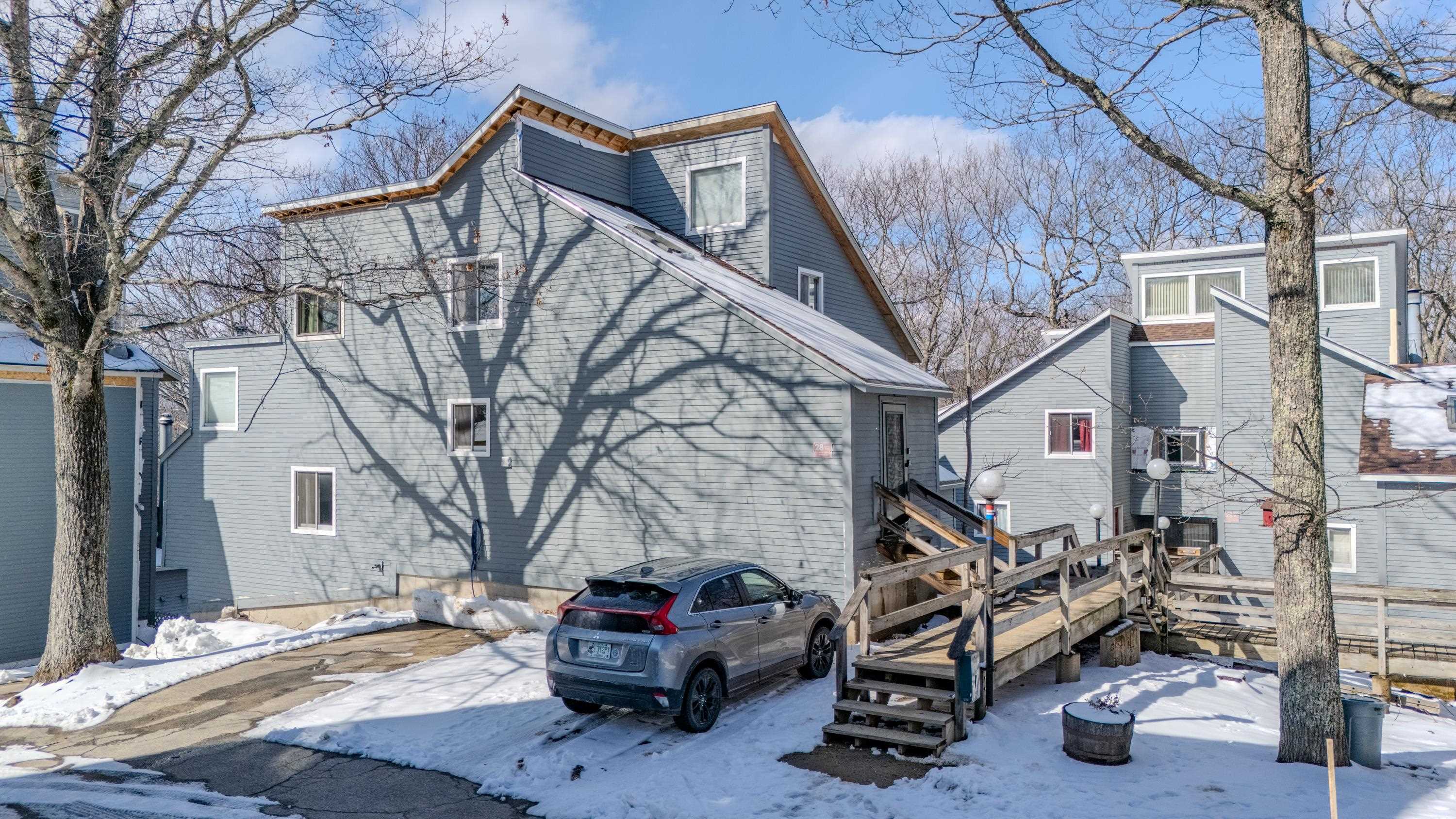 28 Condo Rd, Campton, NH 03223