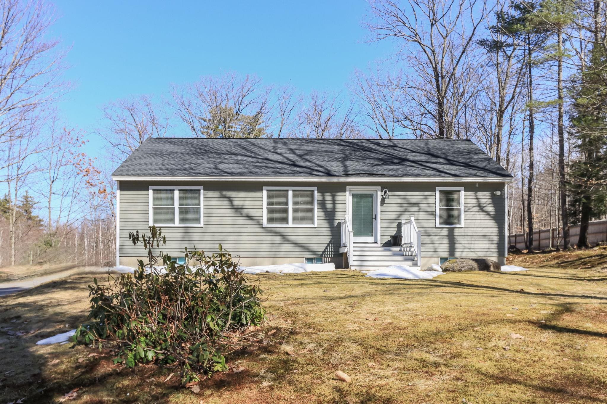 312 Cross Mill Rd, Northfield, NH 03276