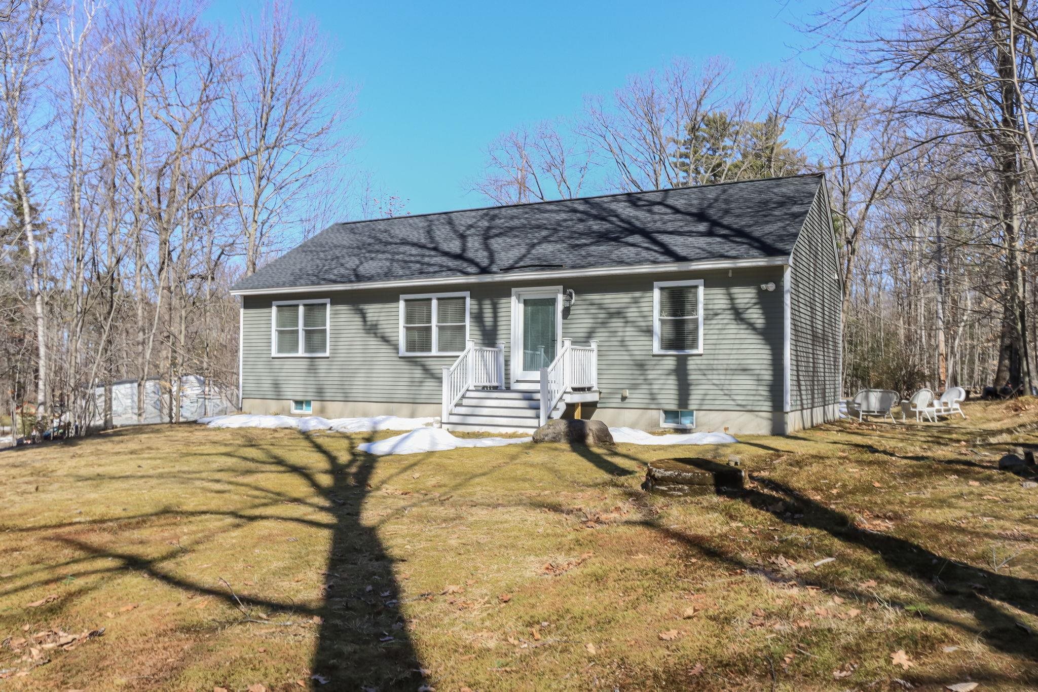 312 Cross Mill Rd, Northfield, NH 03276