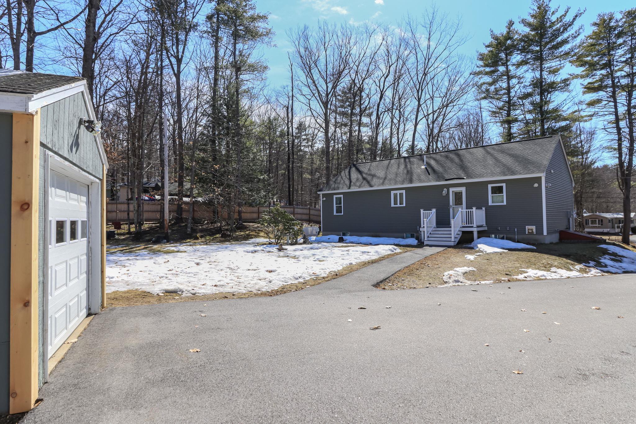 312 Cross Mill Rd, Northfield, NH 03276